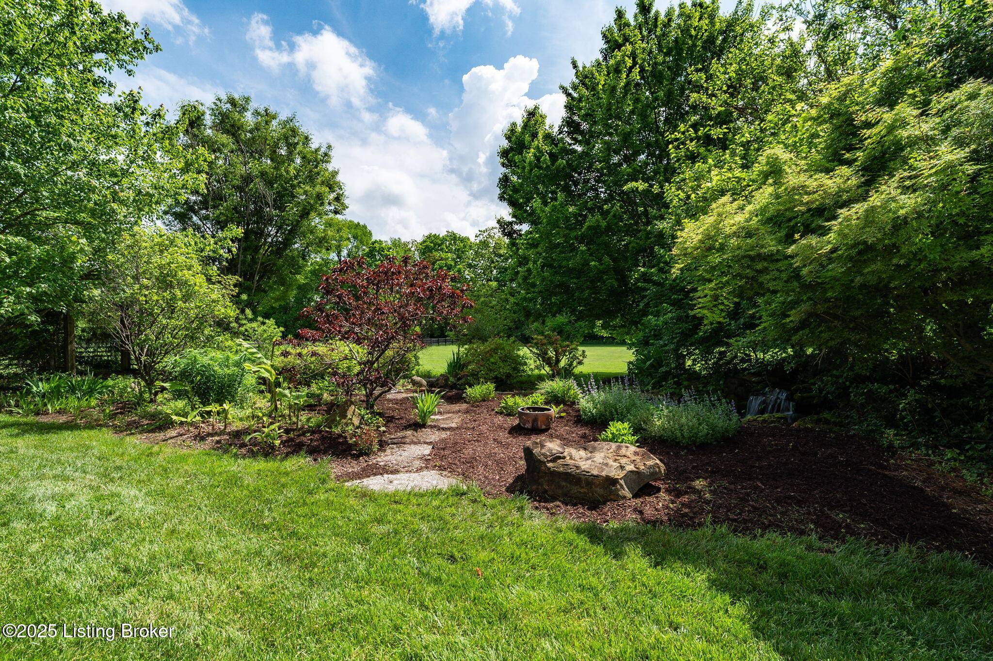 Crestwood, KY 40014,2913 Harrods Crossing Blvd