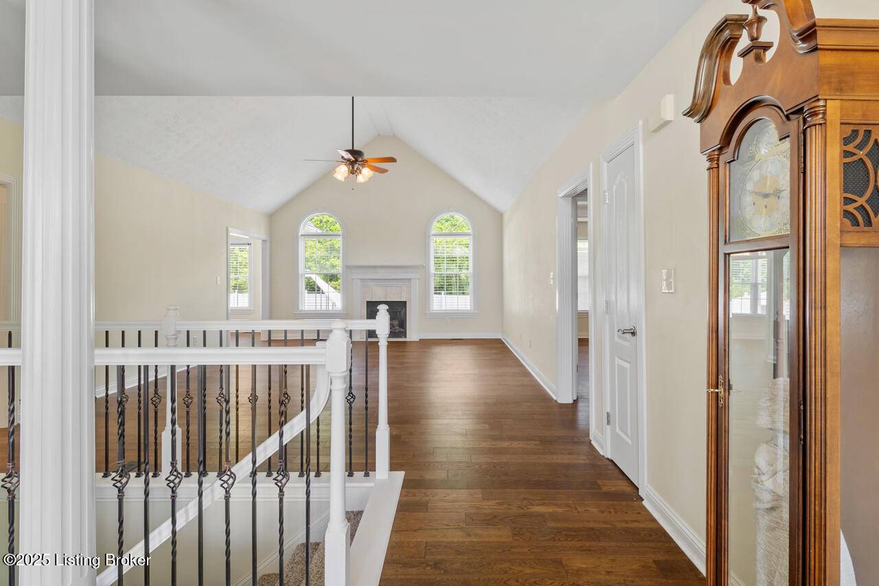 Louisville, KY 40258,8425 Grandel Forest WAY