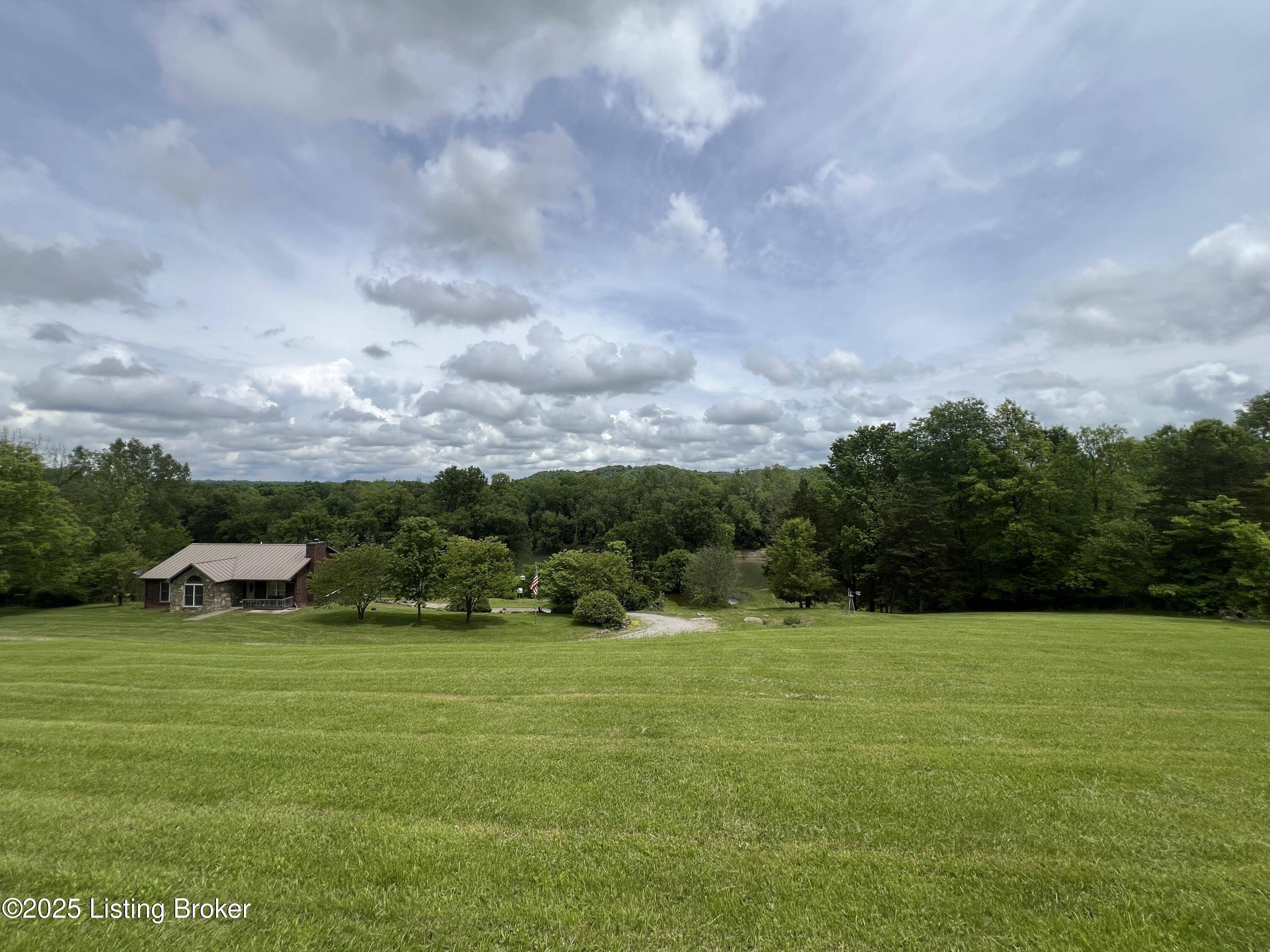 Campbellsburg, KY 40011,14452 River road Rd