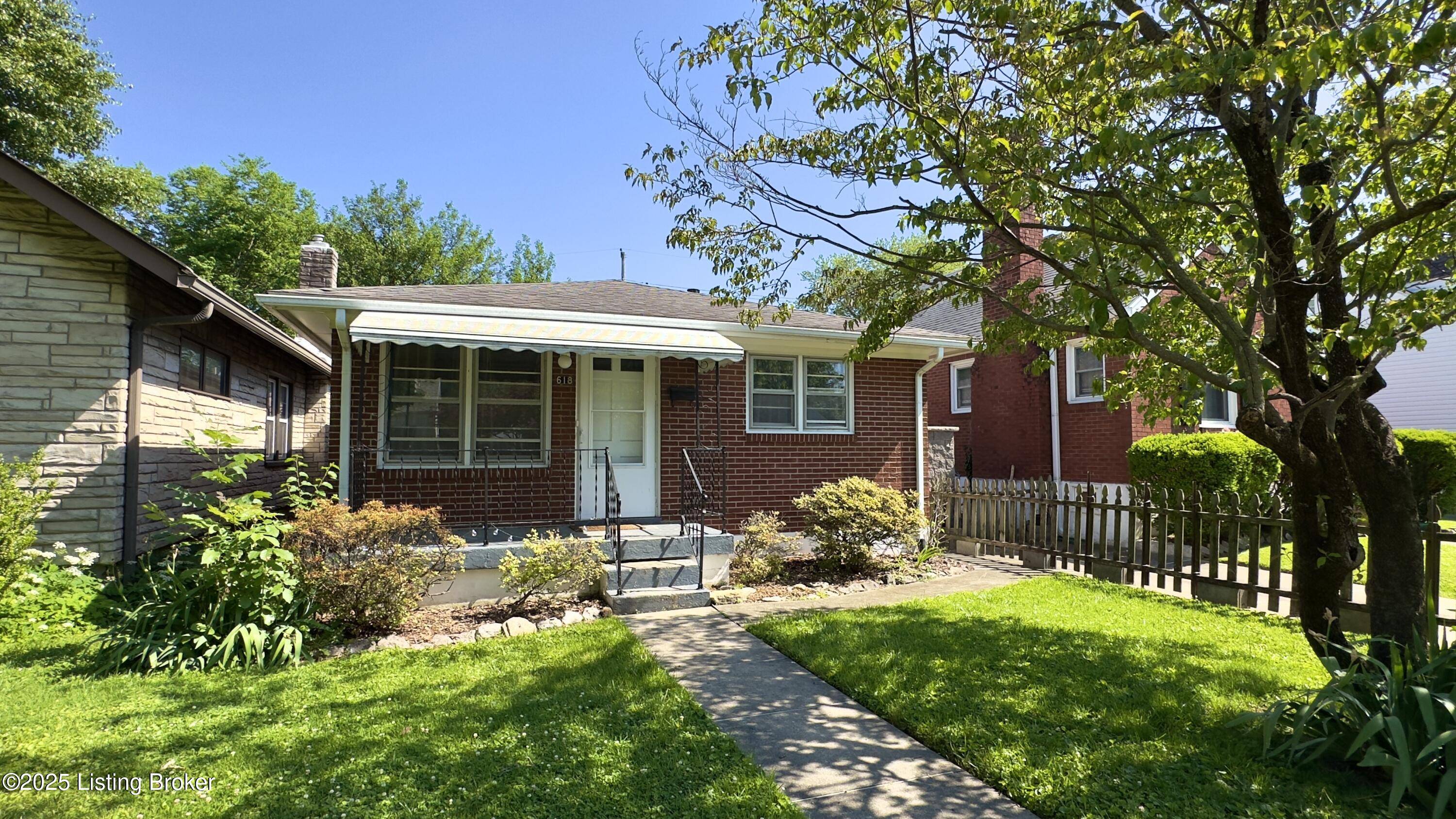 Louisville, KY 40217,618 Maylawn Ave