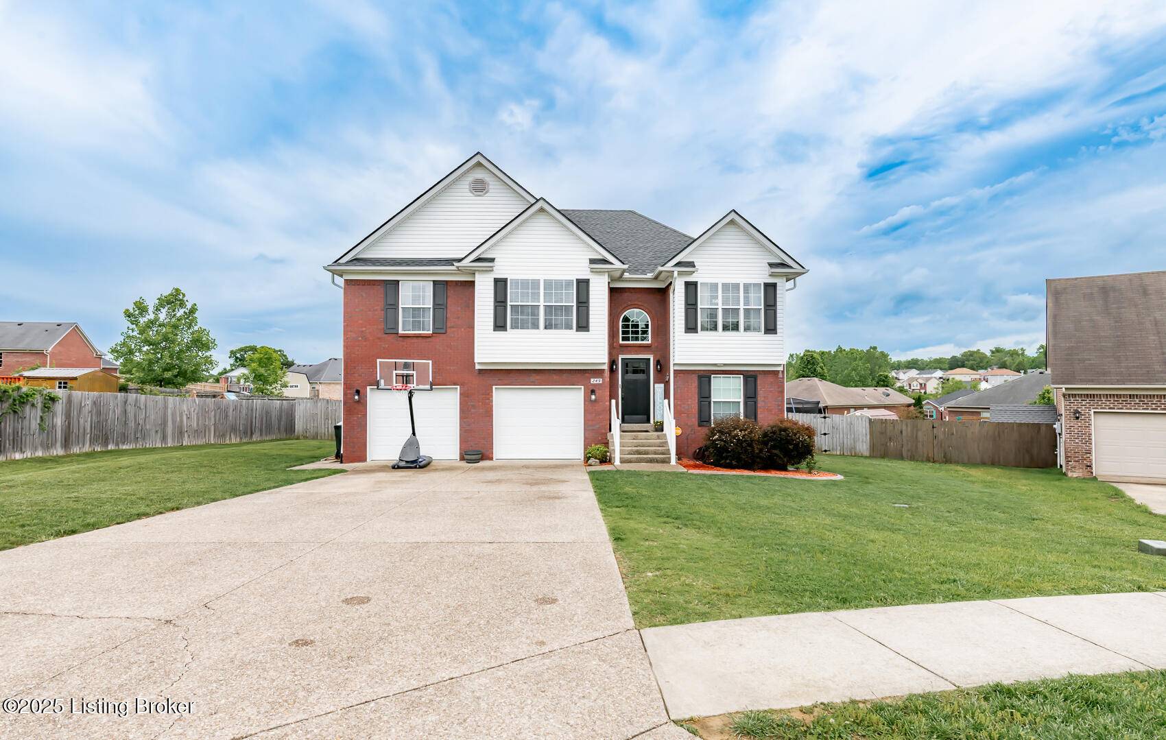 Mt Washington, KY 40047,249 Halcomb Ct