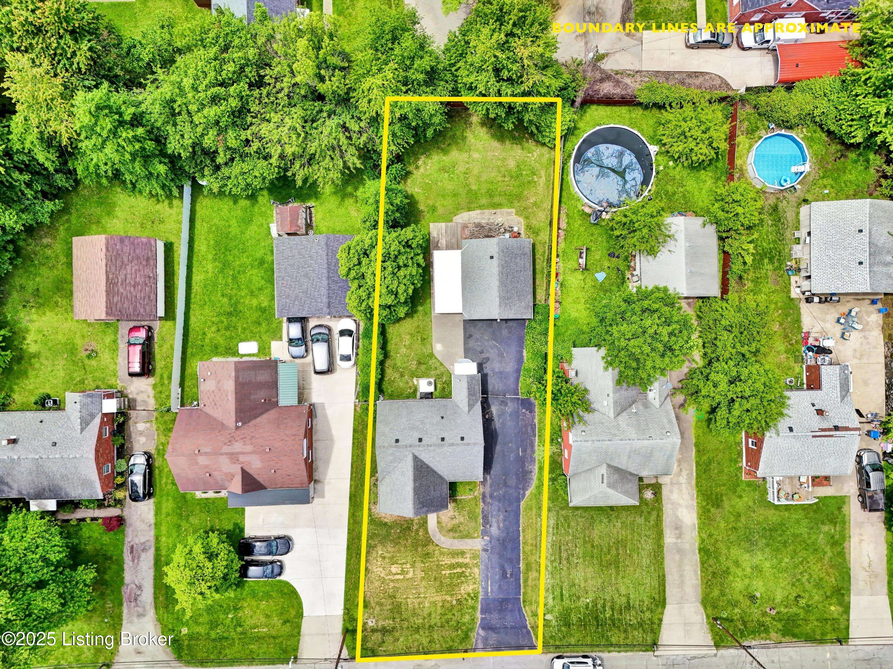 Louisville, KY 40219,4908 Lagoona Dr