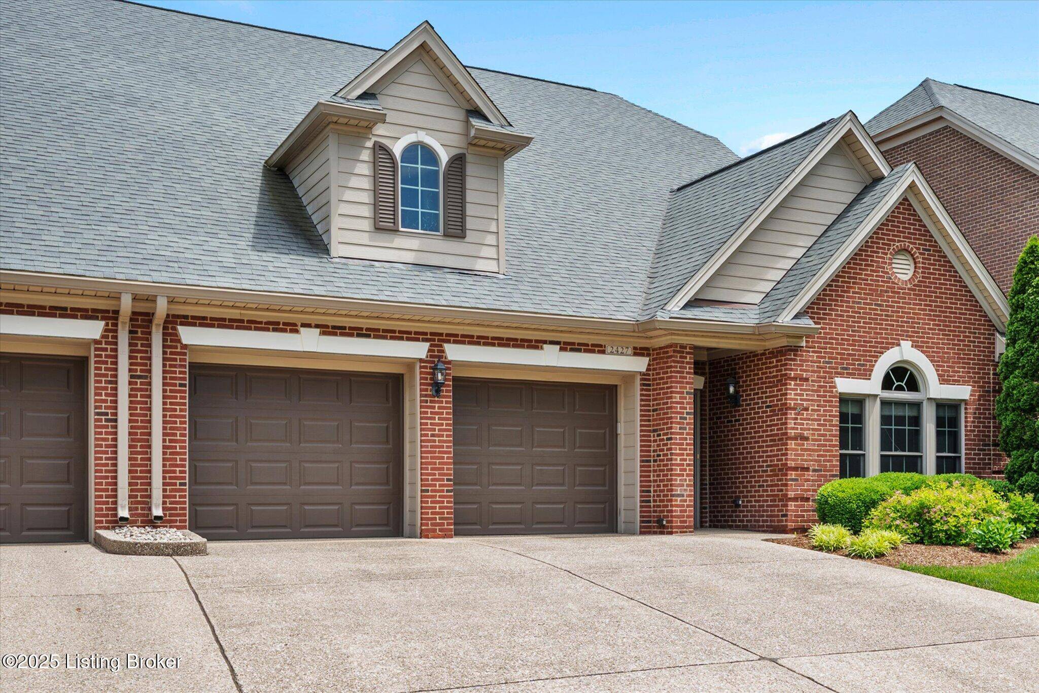Louisville, KY 40245,2427 Tradition Cir