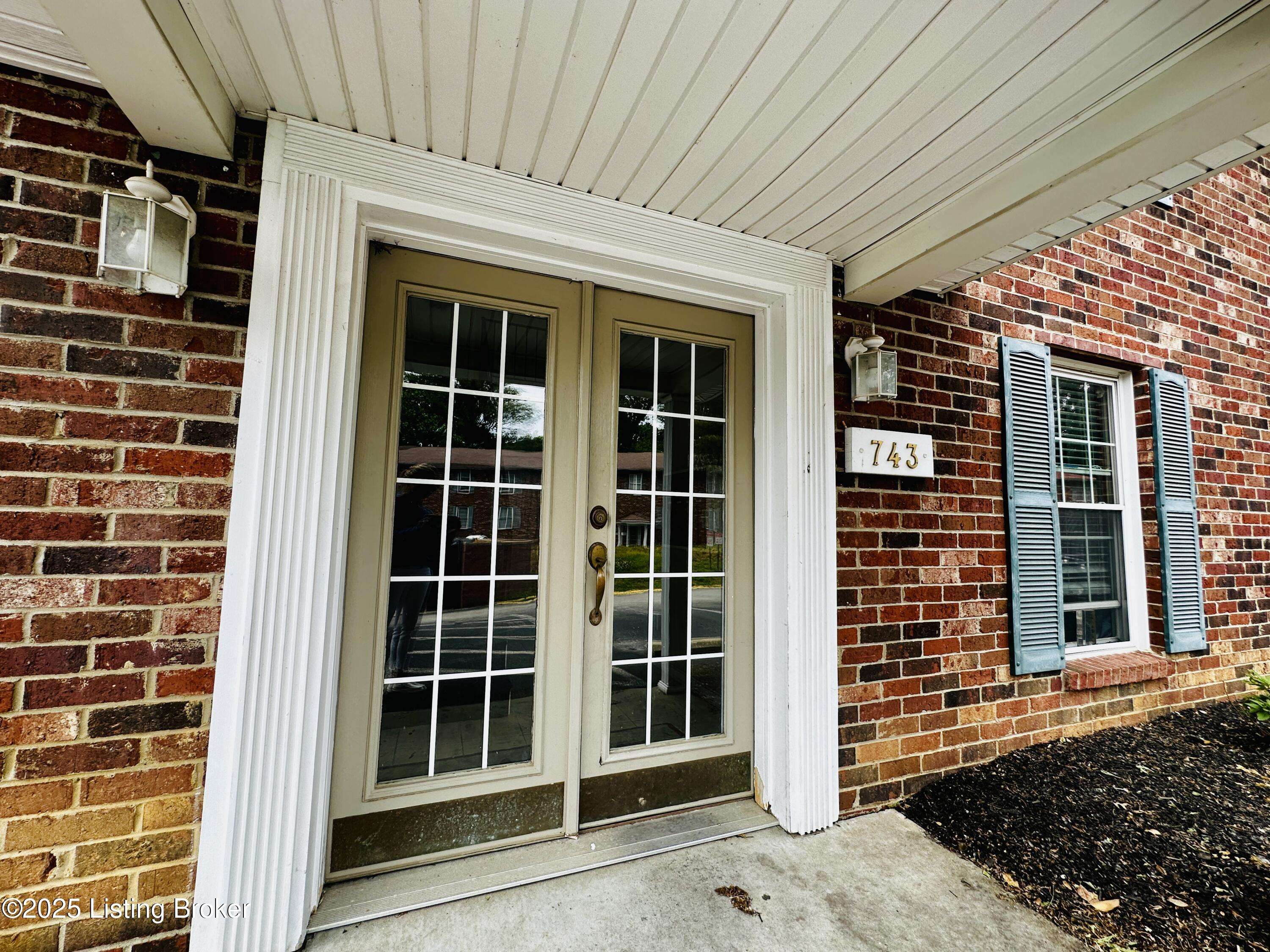 Louisville, KY 40206,743 N Hite Ave #4