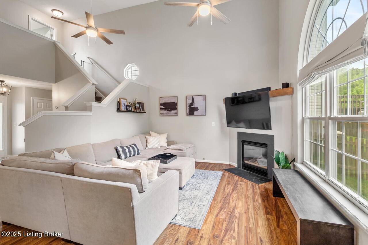 Louisville, KY 40299,11515 Magnolia View Ct