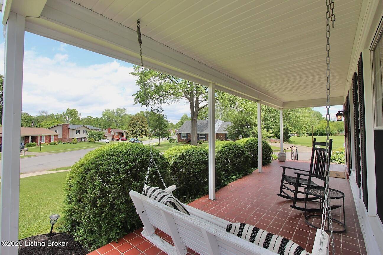 New Albany, IN 47150,930 Castlewood Dr