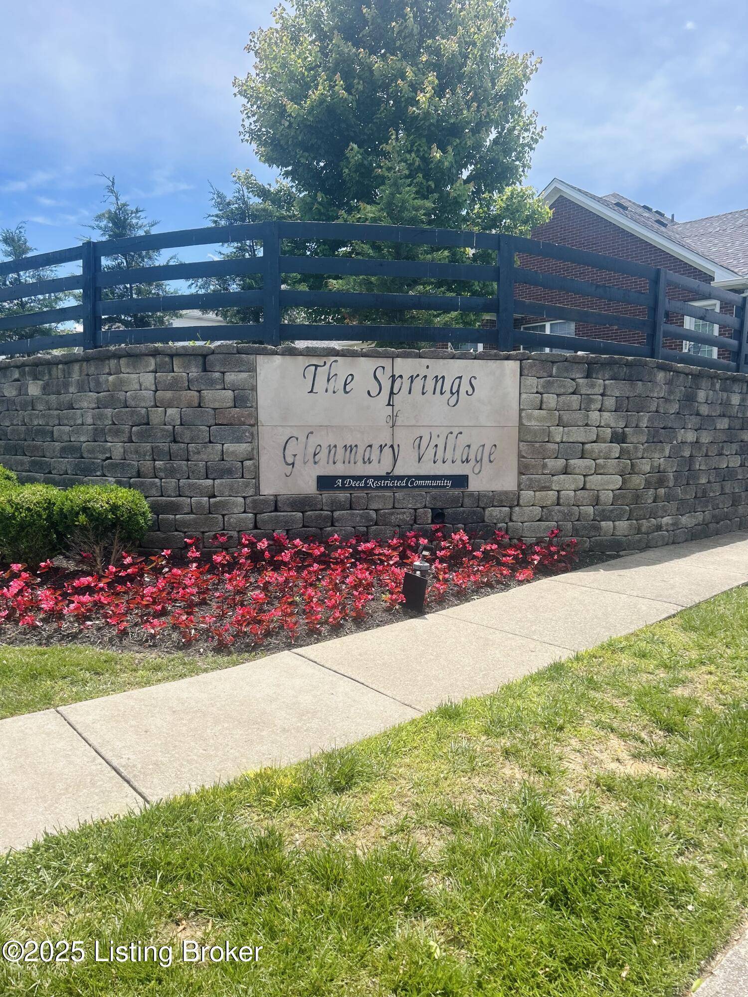 Louisville, KY 40291,9903 Lindsey Springs WAY #203