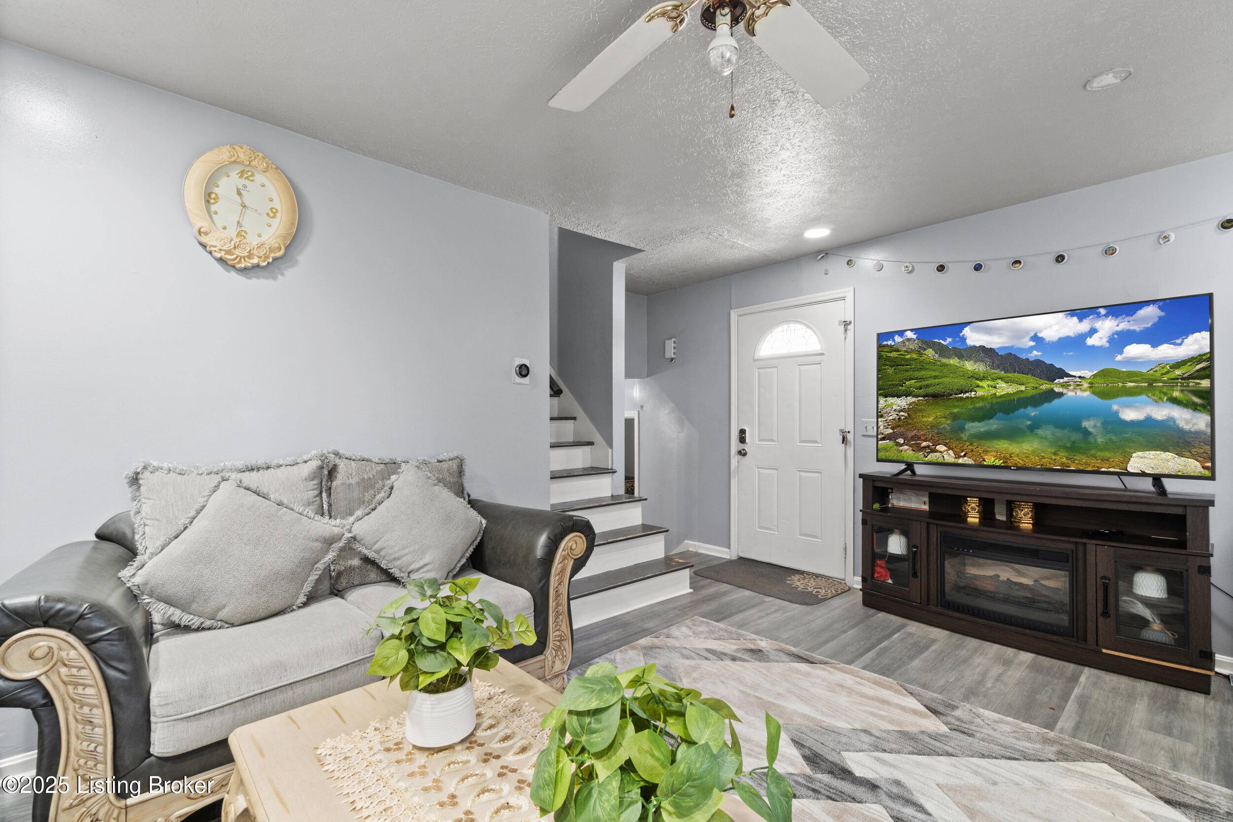 Louisville, KY 40215,1626 Haskin Ave