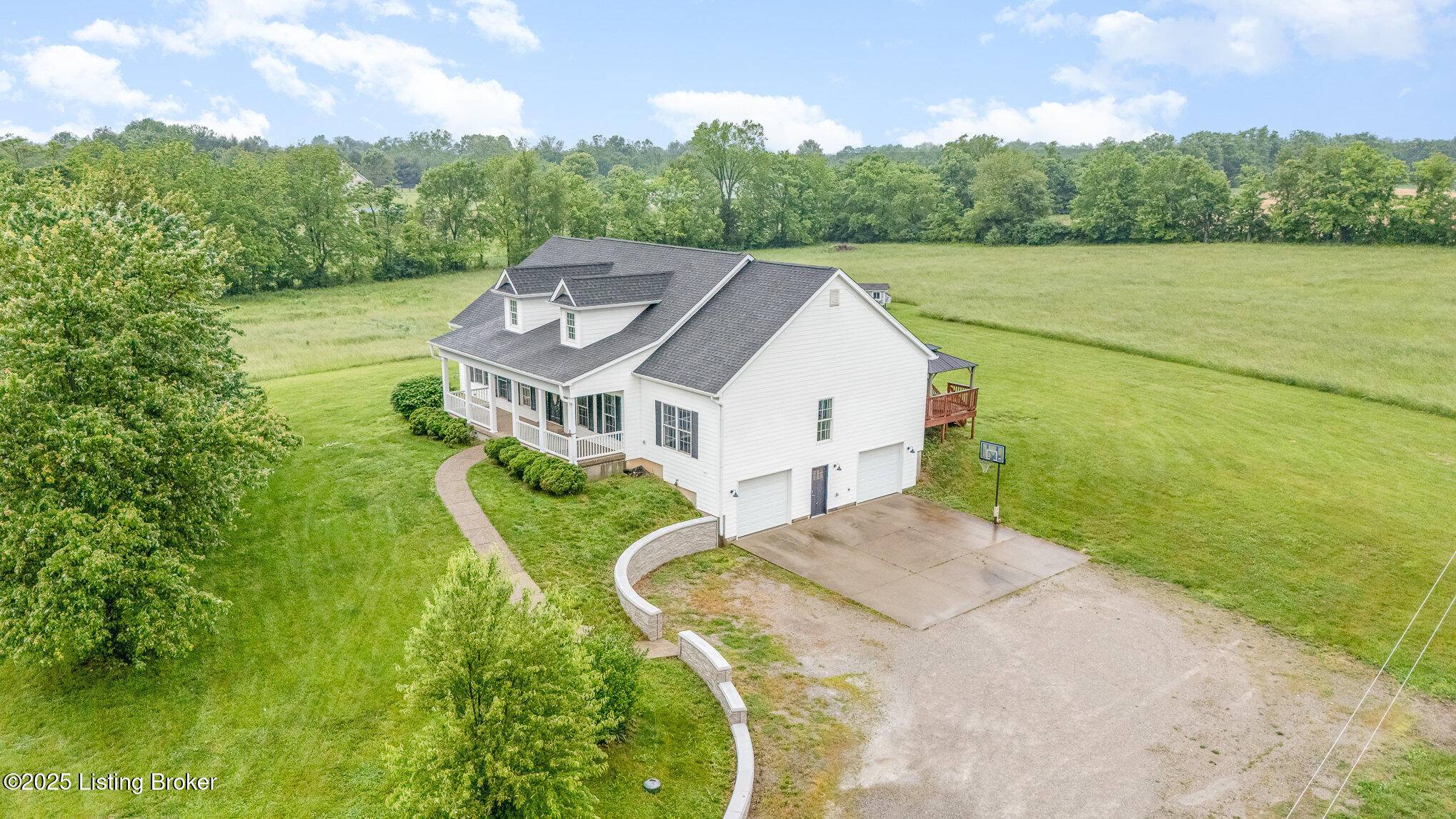 Shelbyville, KY 40065,1136 Geoghegan Rd