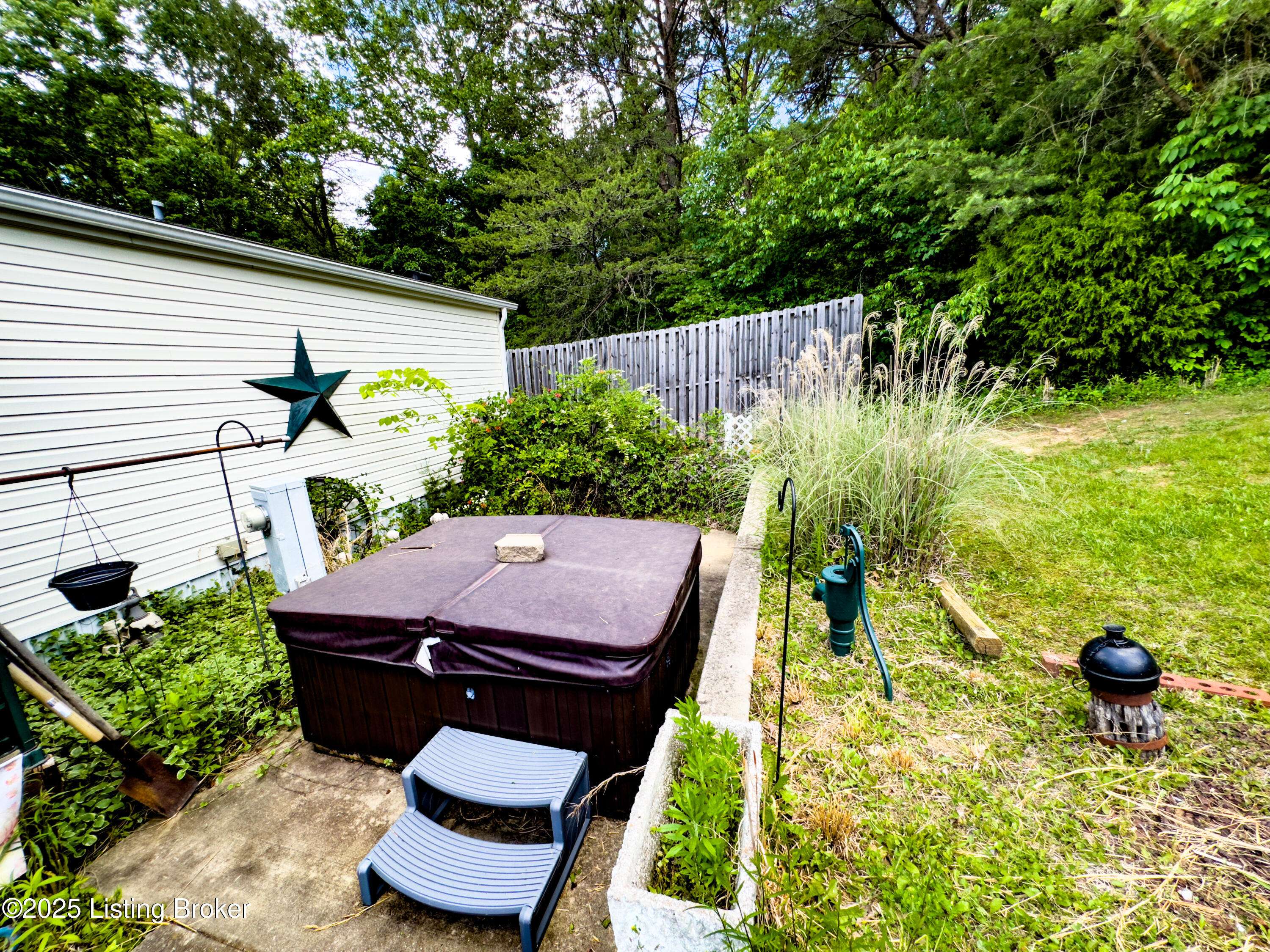 Caneyville, KY 42721,1073 Post-Tousey Rd