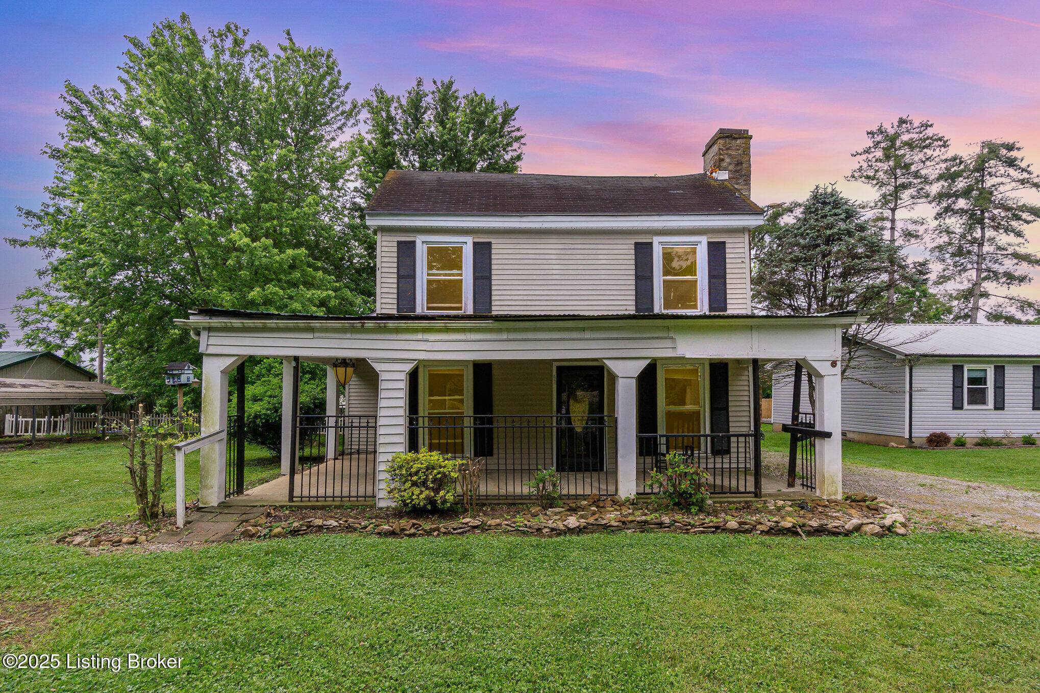 Coxs Creek, KY 40013,793 Samuels LOOP