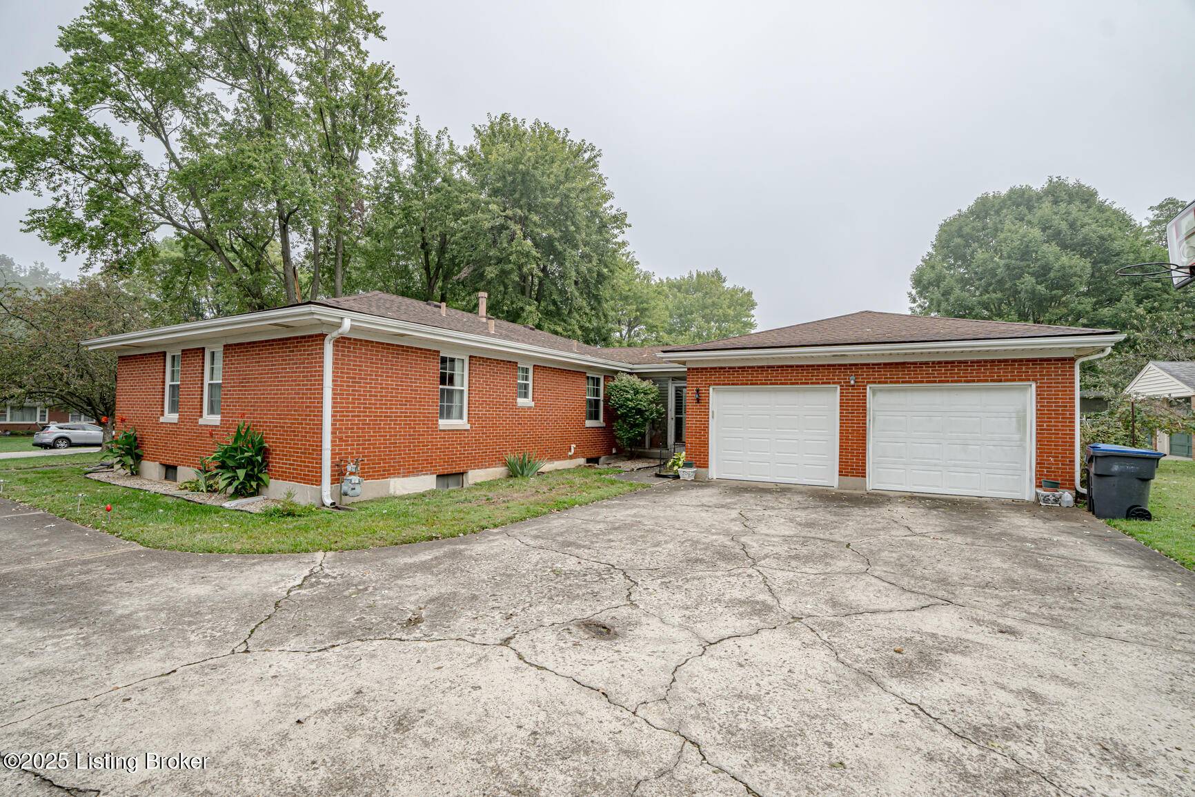 Louisville, KY 40291,8708 Michael Edward Dr
