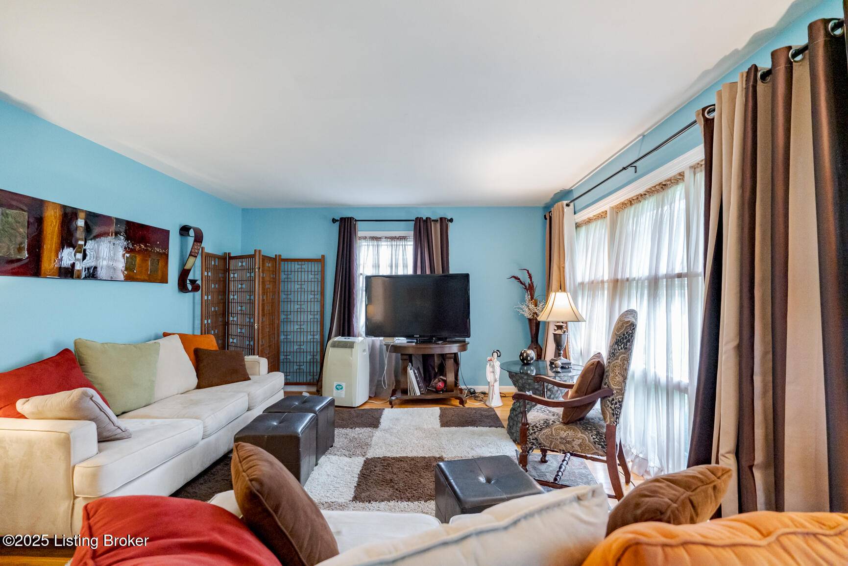 Louisville, KY 40220,2809 Esther Blvd