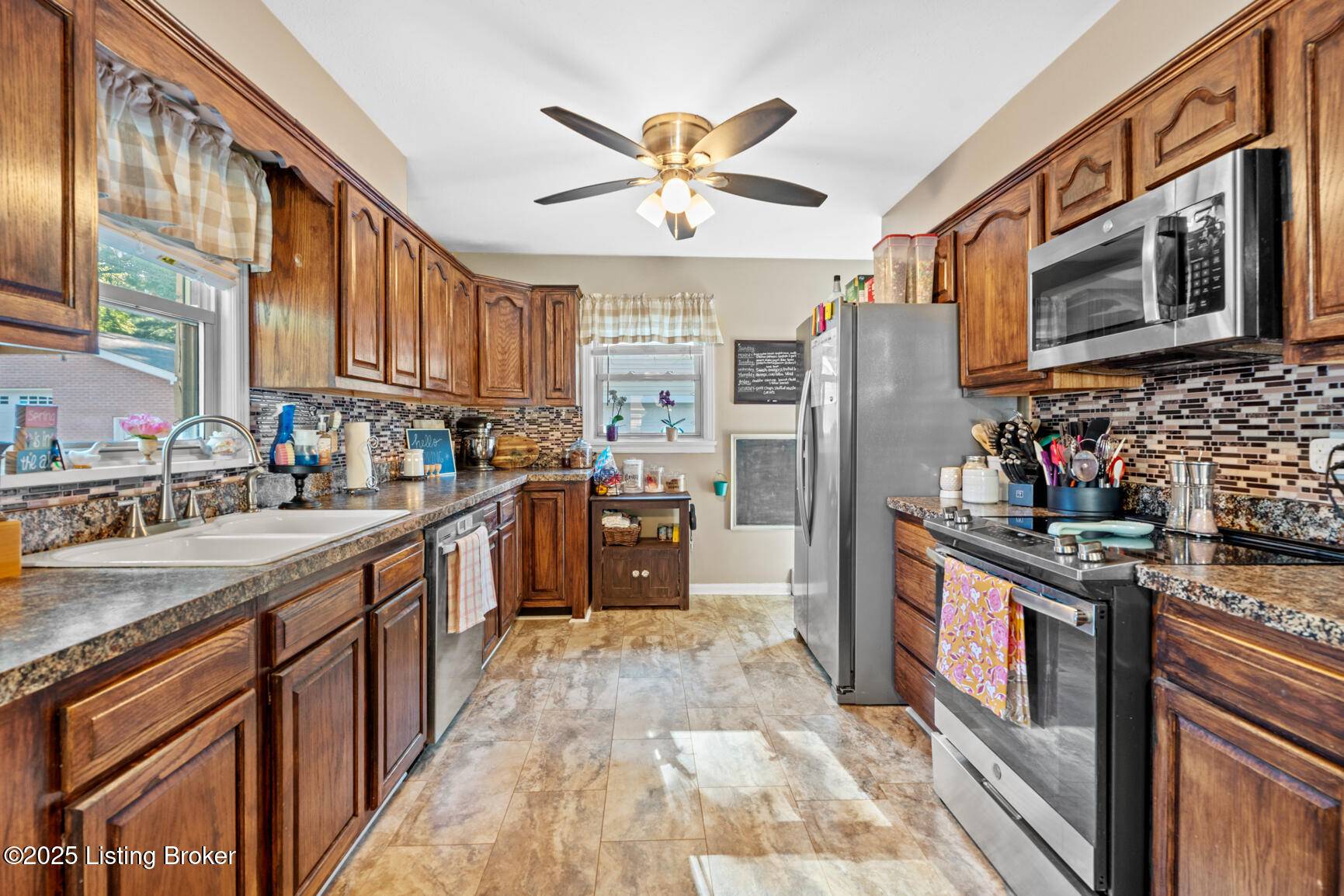 Louisville, KY 40258,8009 Bluebonnet Rd