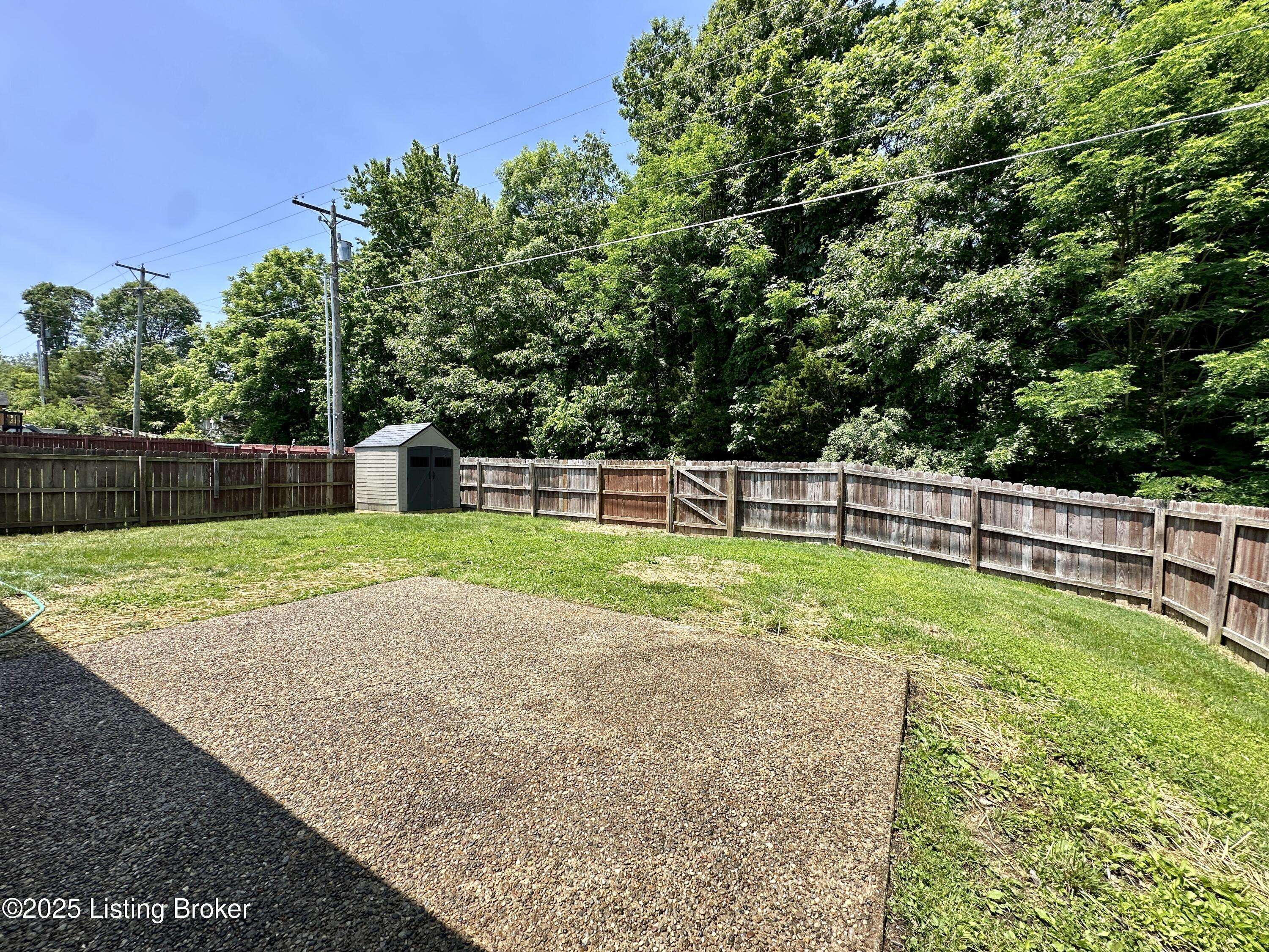 La Grange, KY 40031,1129 Willow Oak Ln