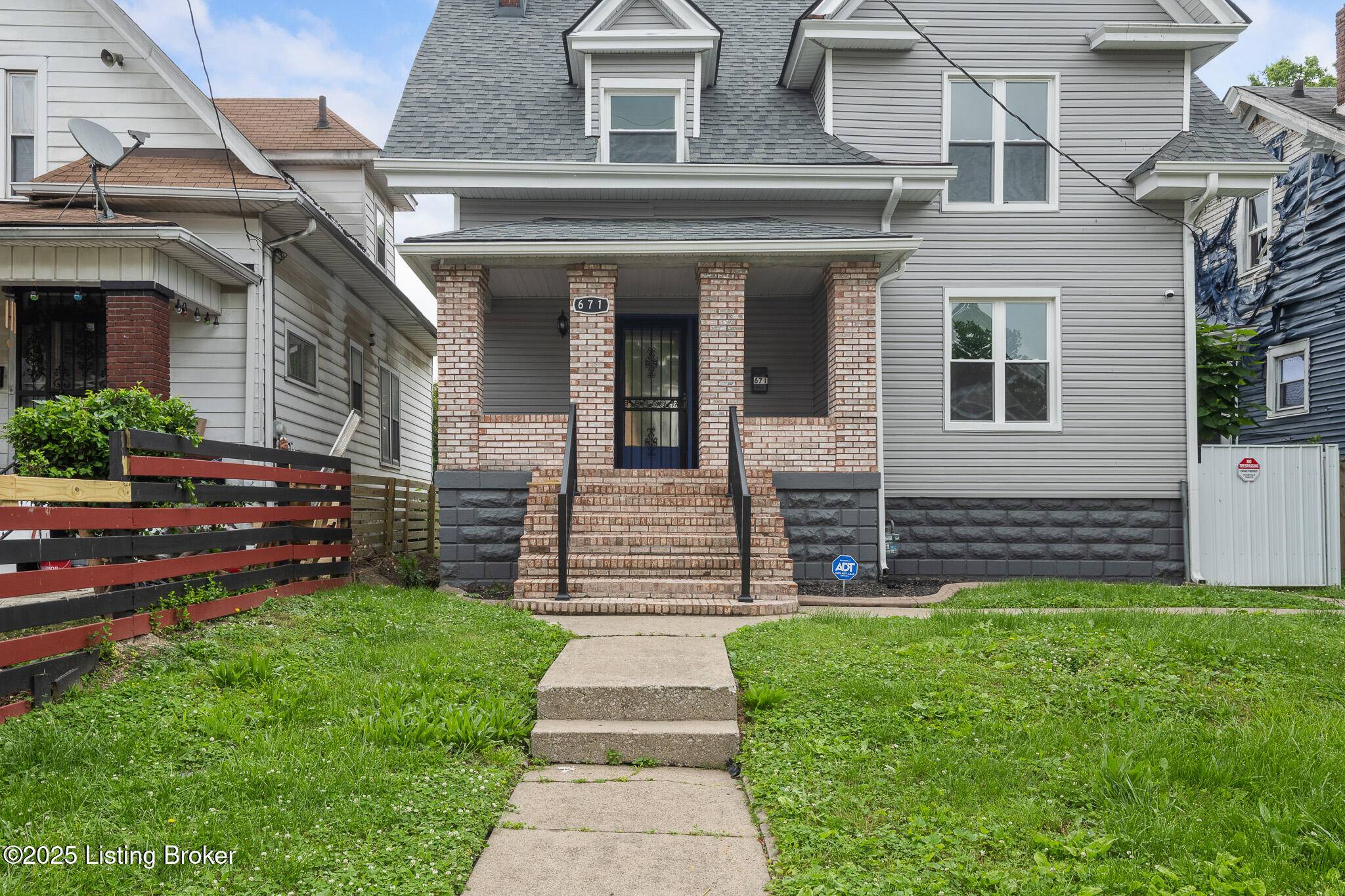 Louisville, KY 40211,671 S 38th St