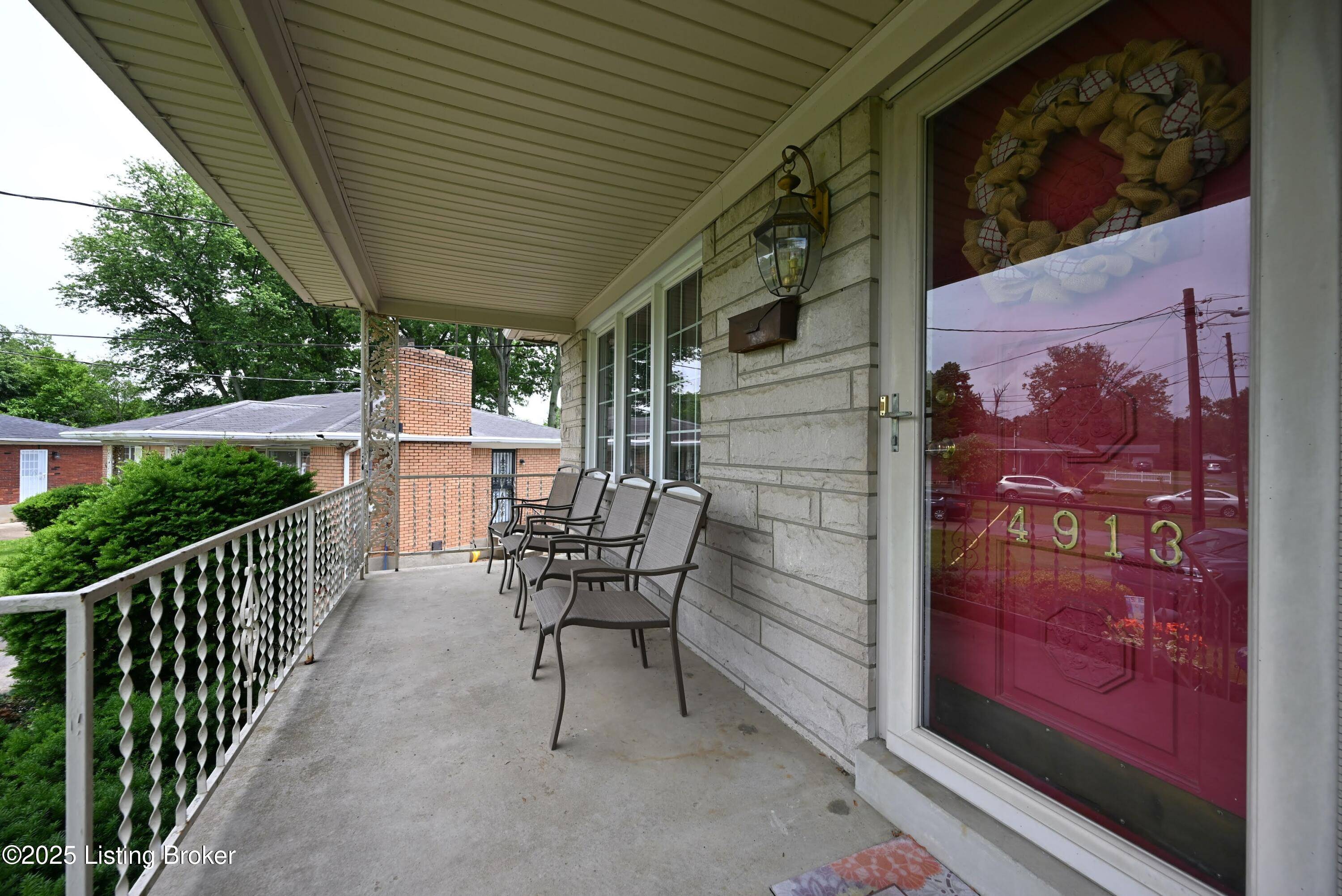 Louisville, KY 40216,4913 D Lue Ct
