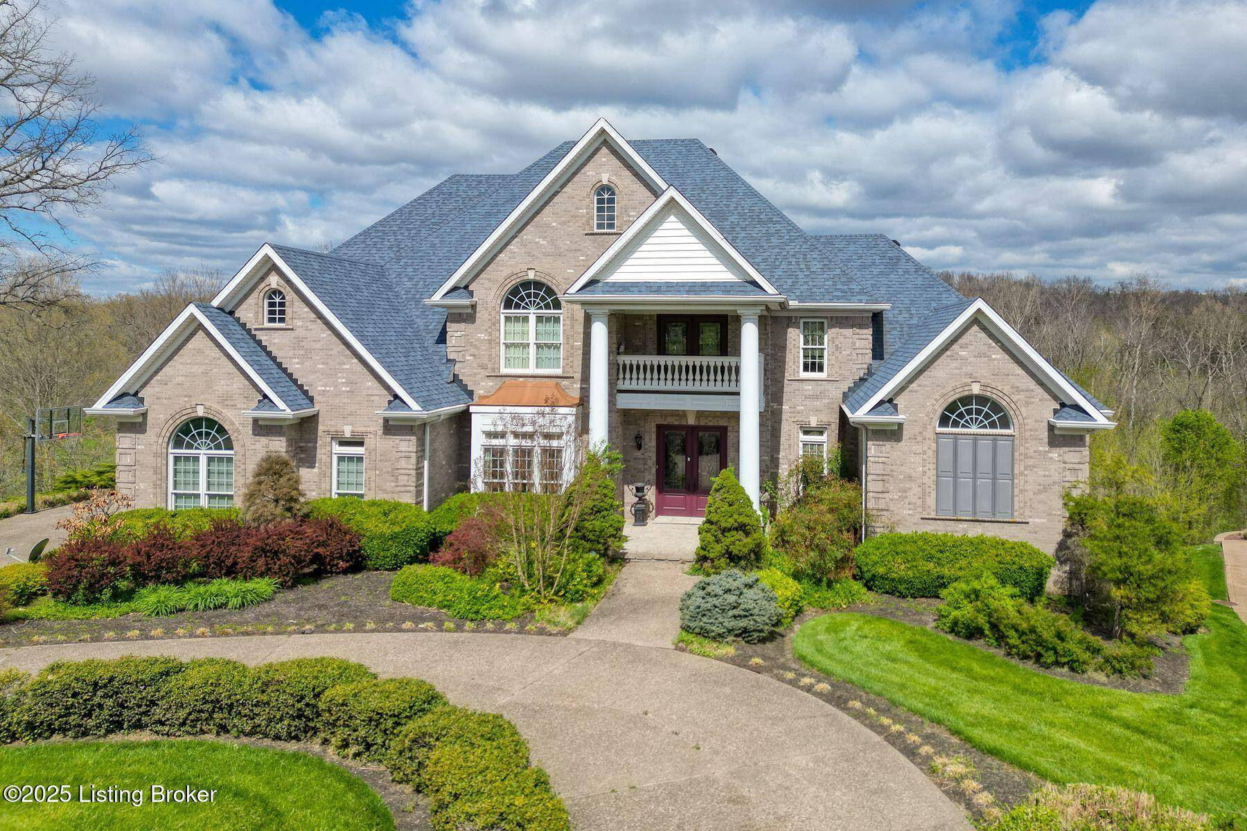 Louisville, KY 40245,320 Longview Park Pl