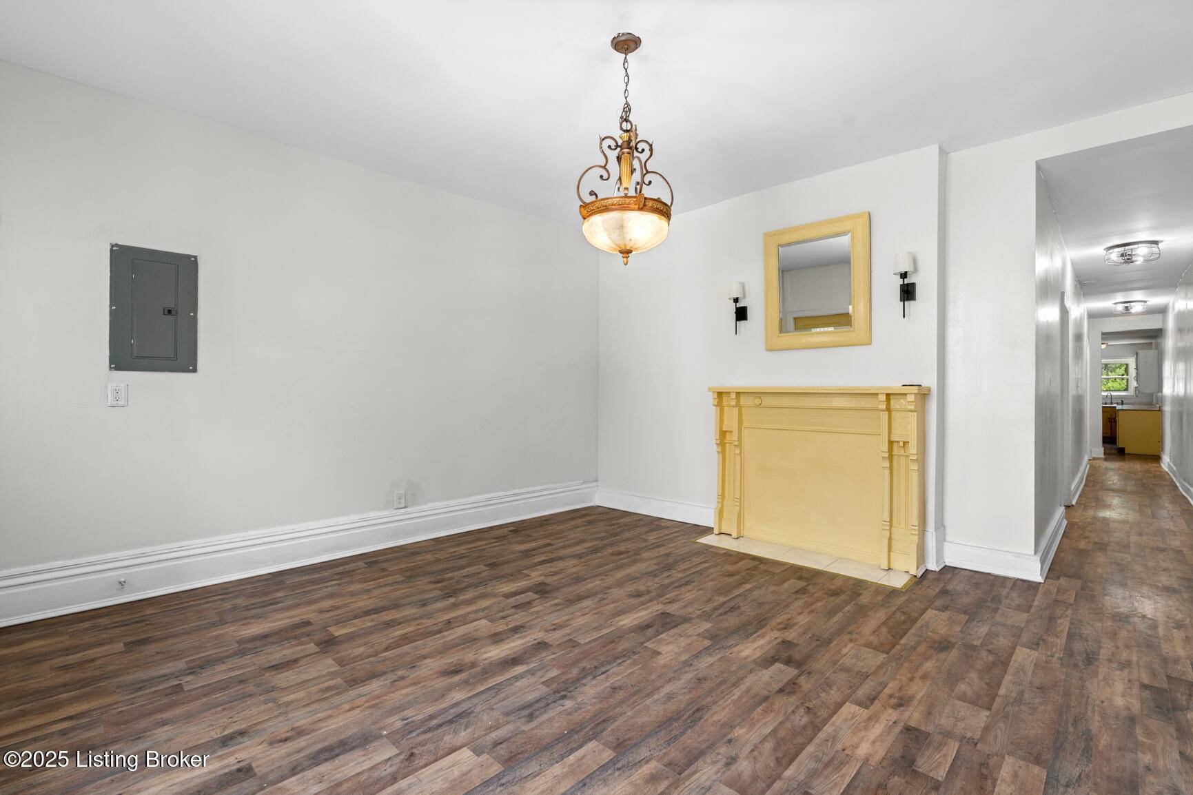 Louisville, KY 40203,823 S Jackson St