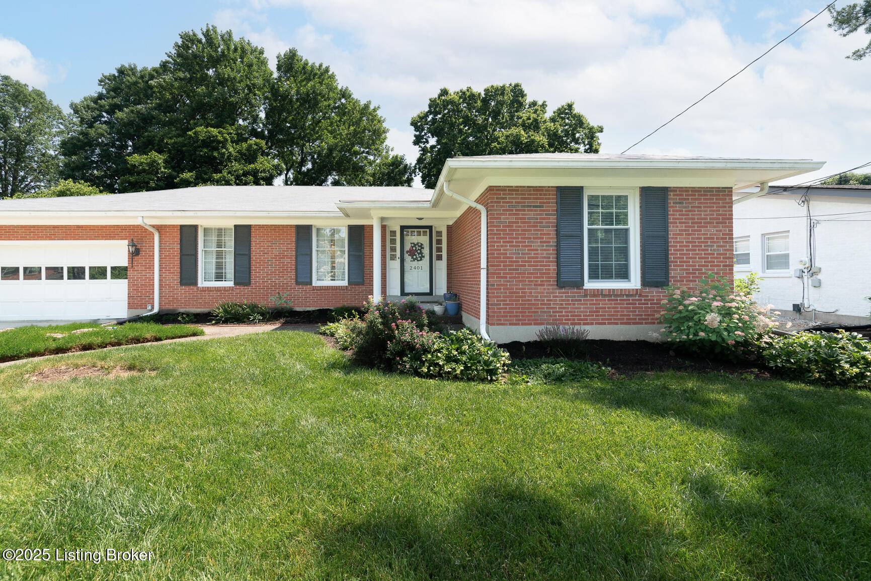 Thornhill, KY 40222,2401 Branning Rd