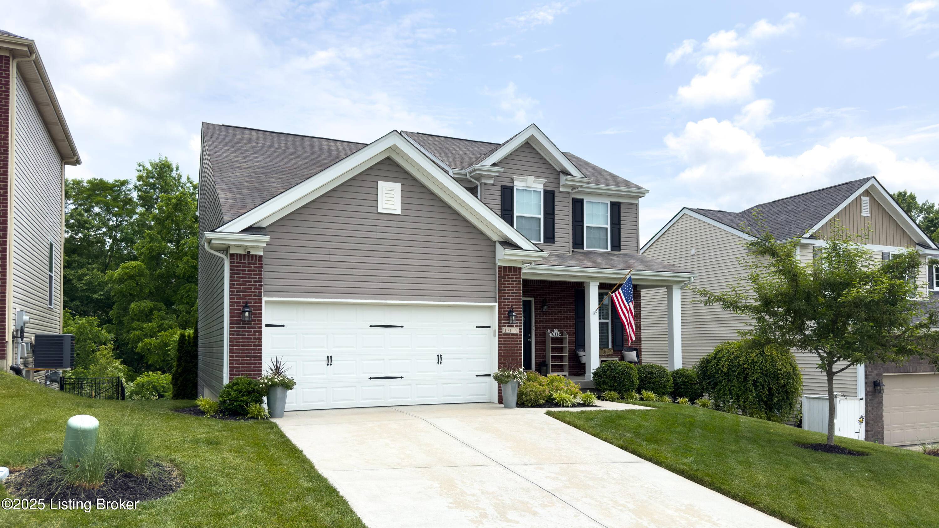 Louisville, KY 40245,17115 Green Crest Ln