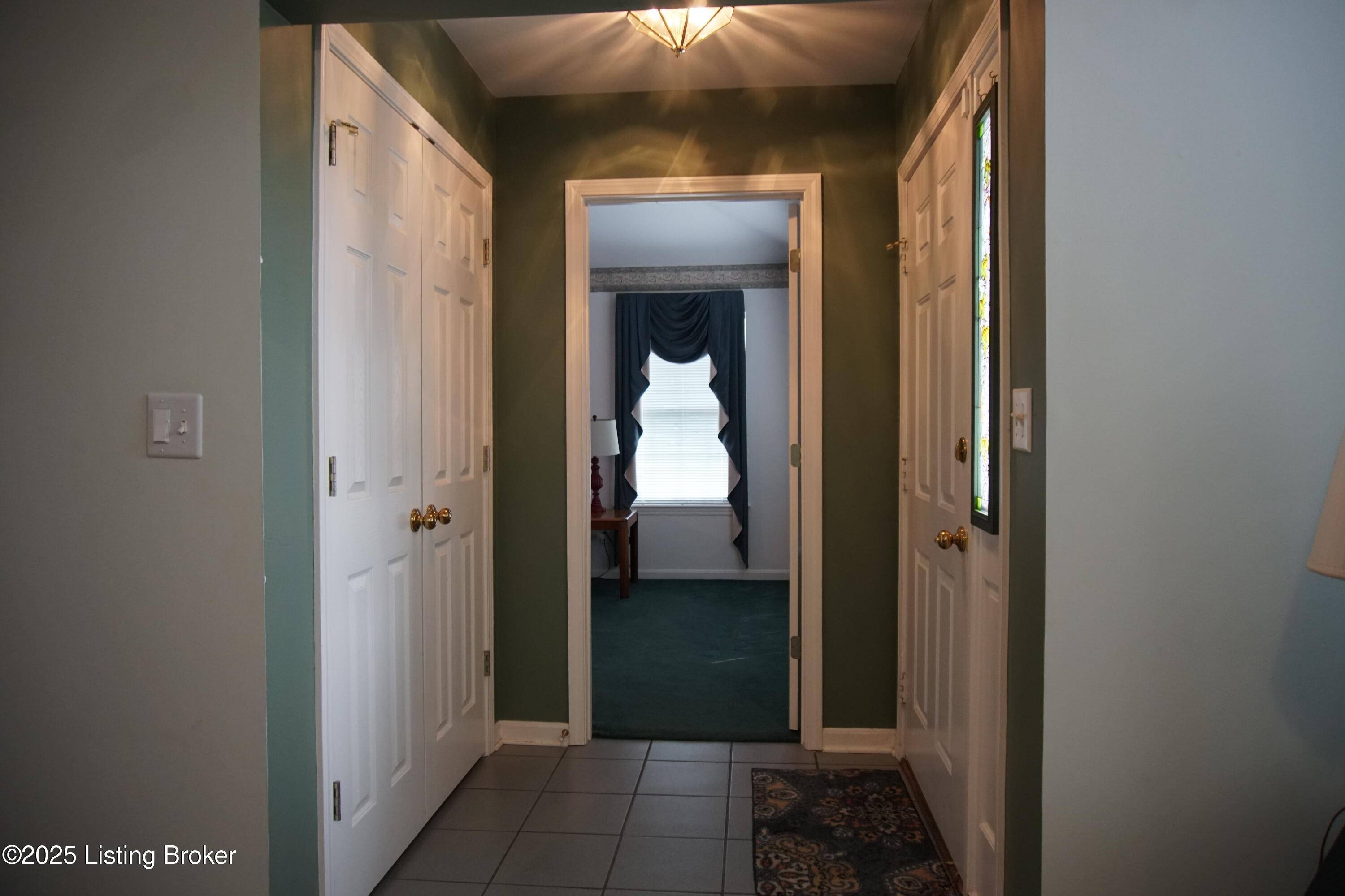 Louisville, KY 40258,8311 River Forest Pl