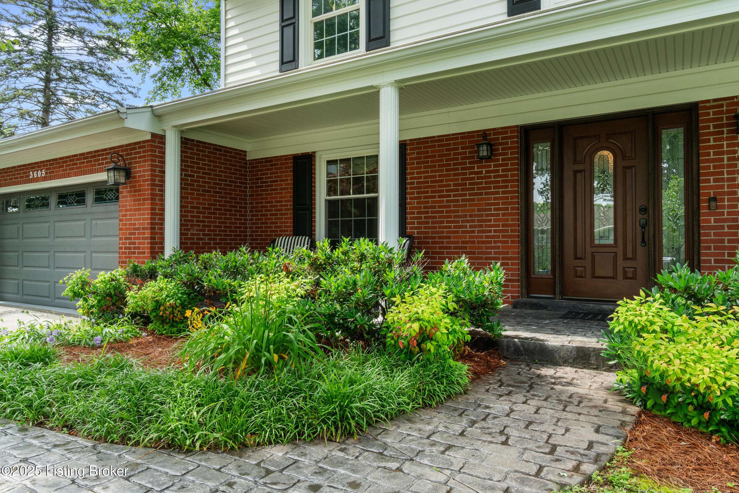 Louisville, KY 40272,3605 Whitehall Ct