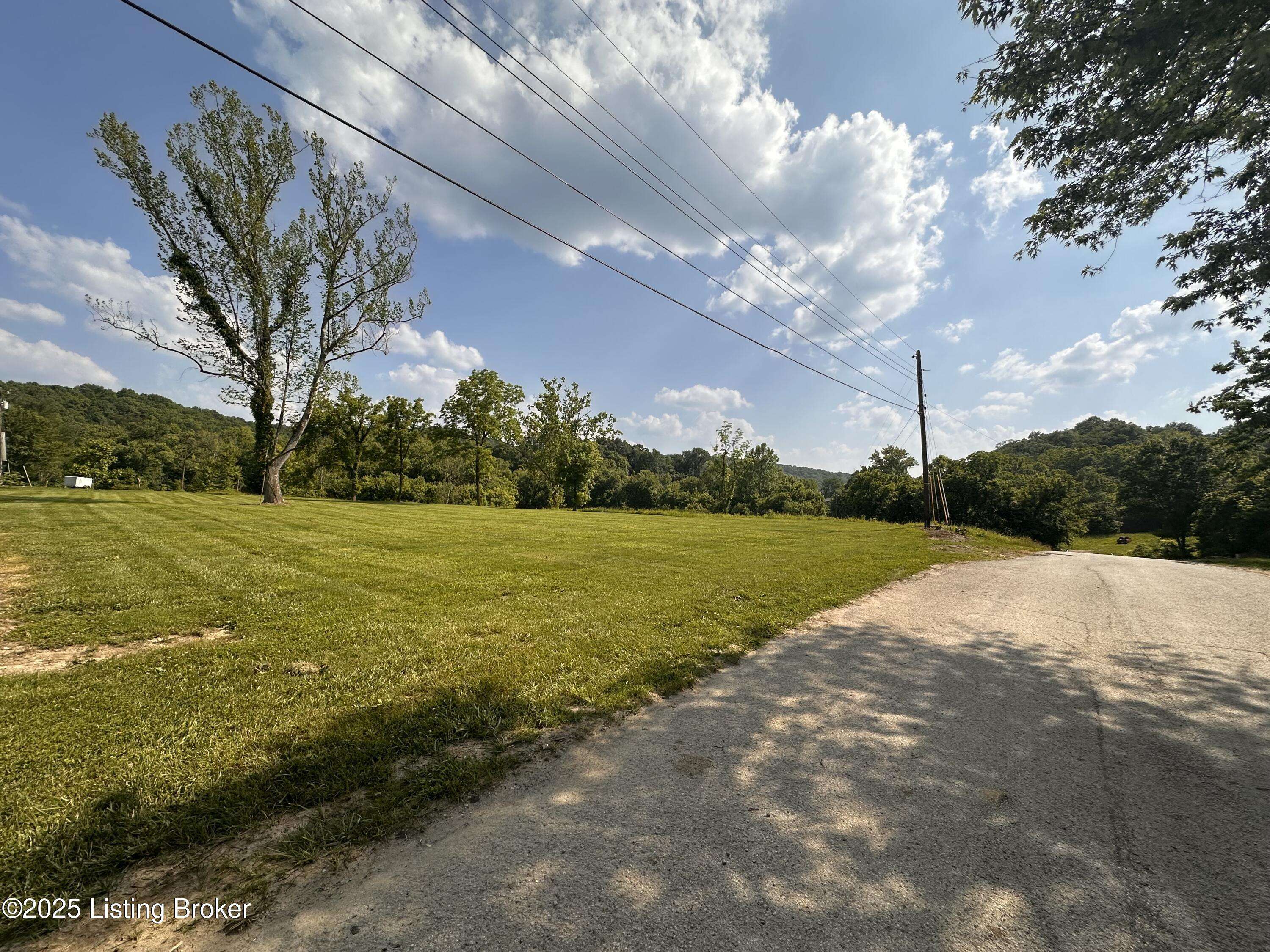 Lockport, KY 40036,1157 Plum St