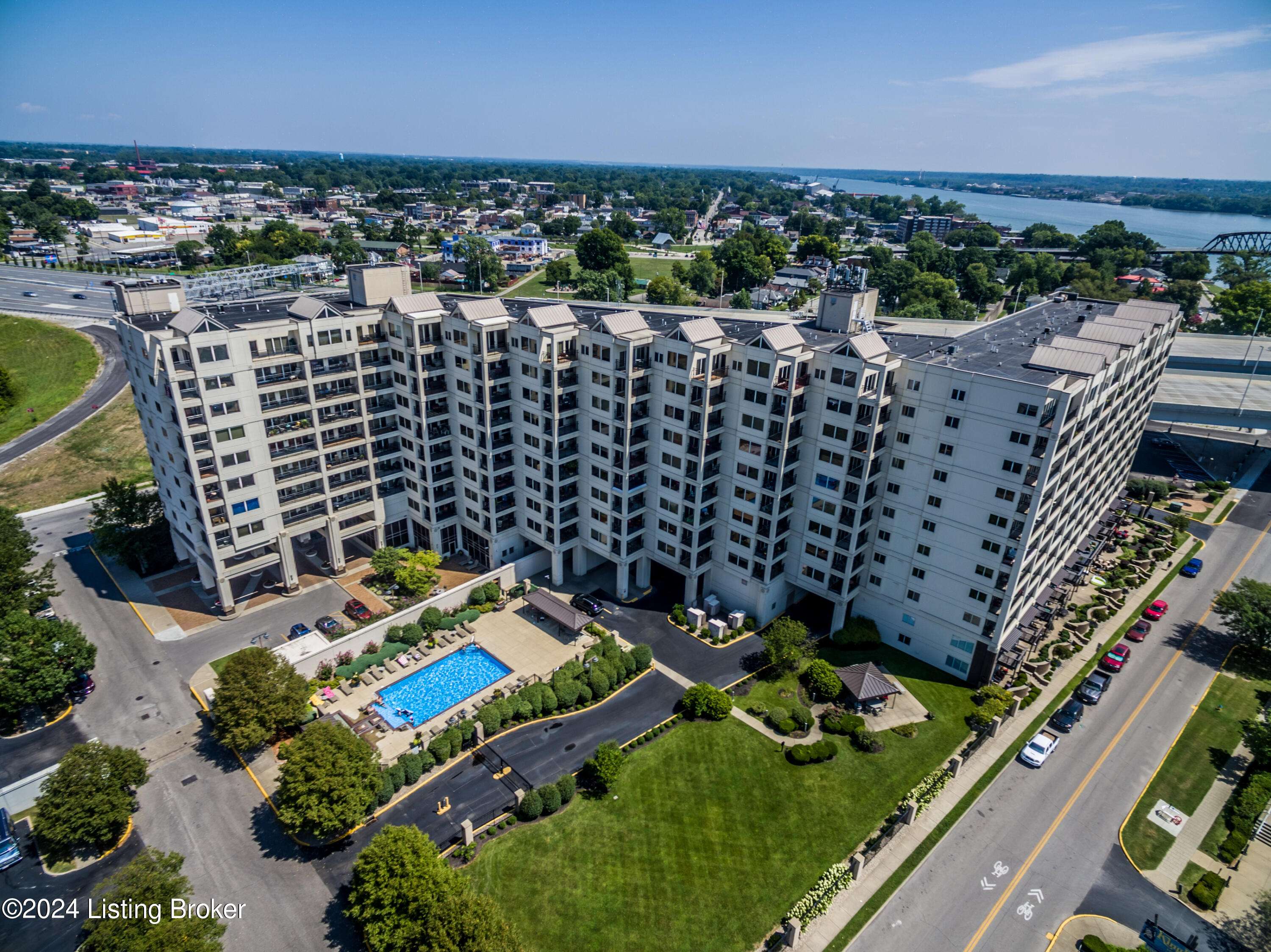 Jeffersonville, IN 47130,1 Riverpointe PLZ #1112