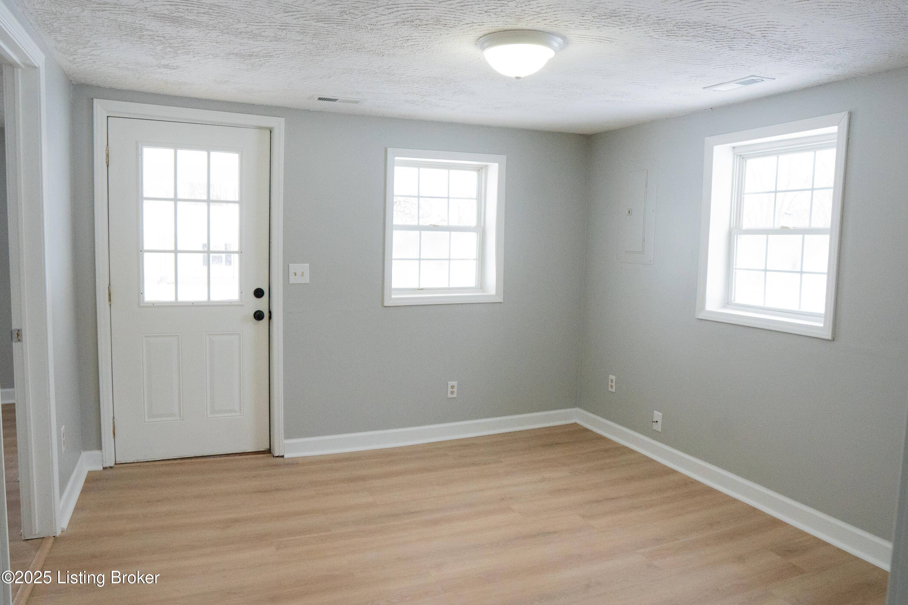 Danville, KY 40422,1206 W Walnut St