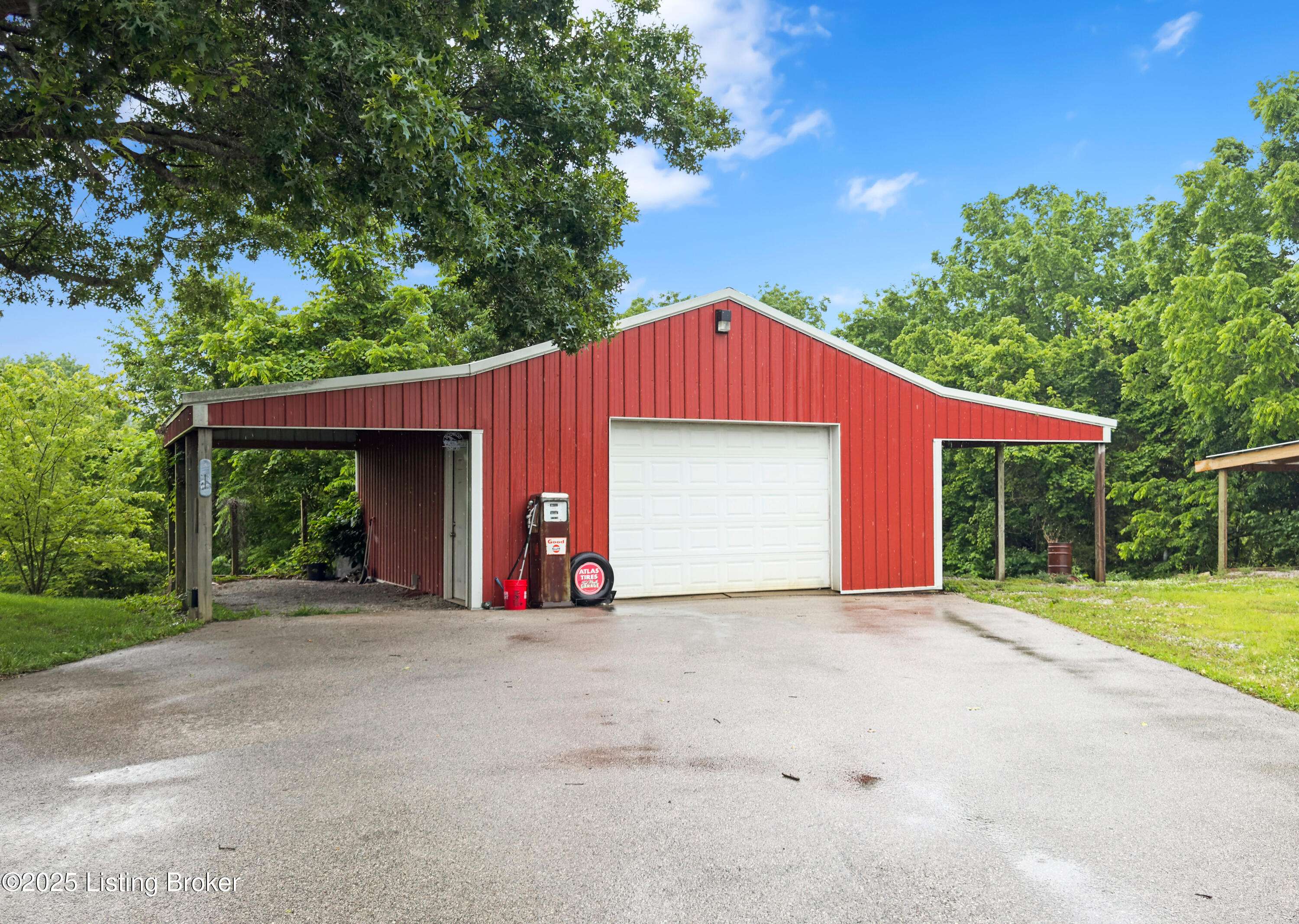 Waddy, KY 40076,8600 Waddy Rd