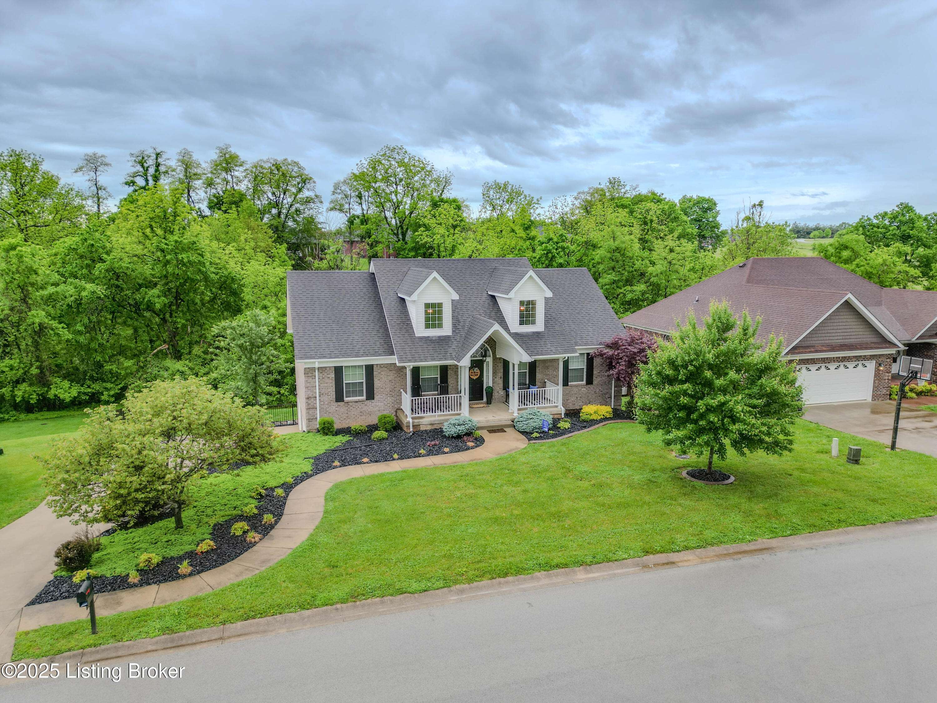 Bardstown, KY 40004,116 N Howard St