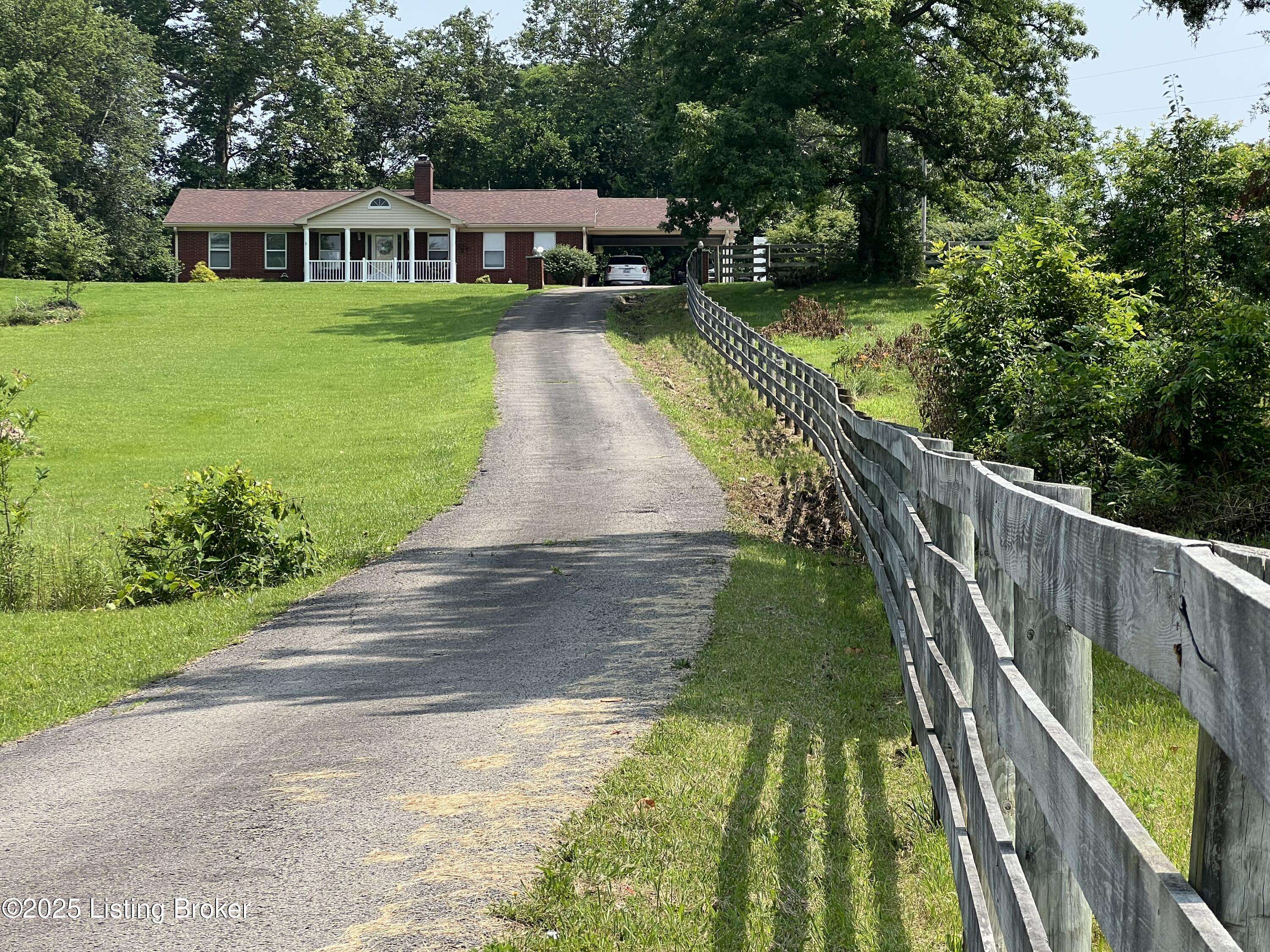 Coxs Creek, KY 40013,7160 New Shepherdsville Rd
