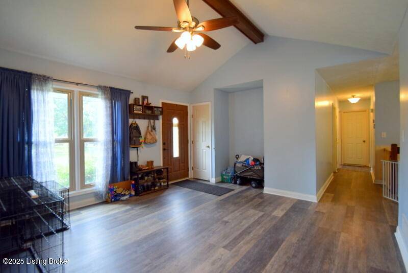 Louisville, KY 40229,5913 Midnight Ln