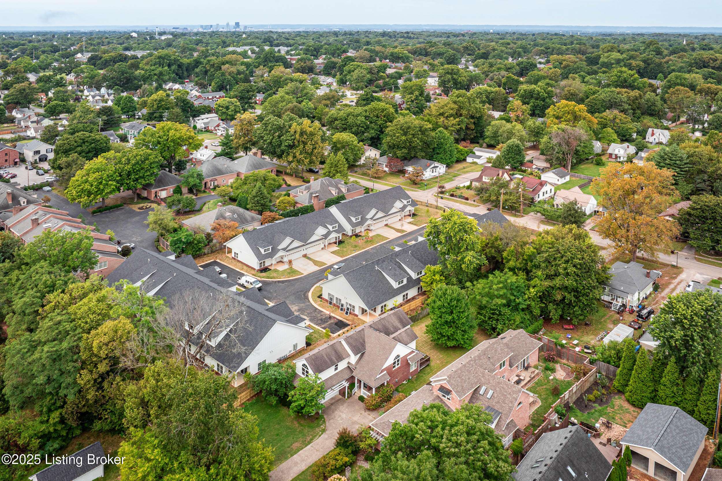 Louisville, KY 40207,109 Wellston Pl