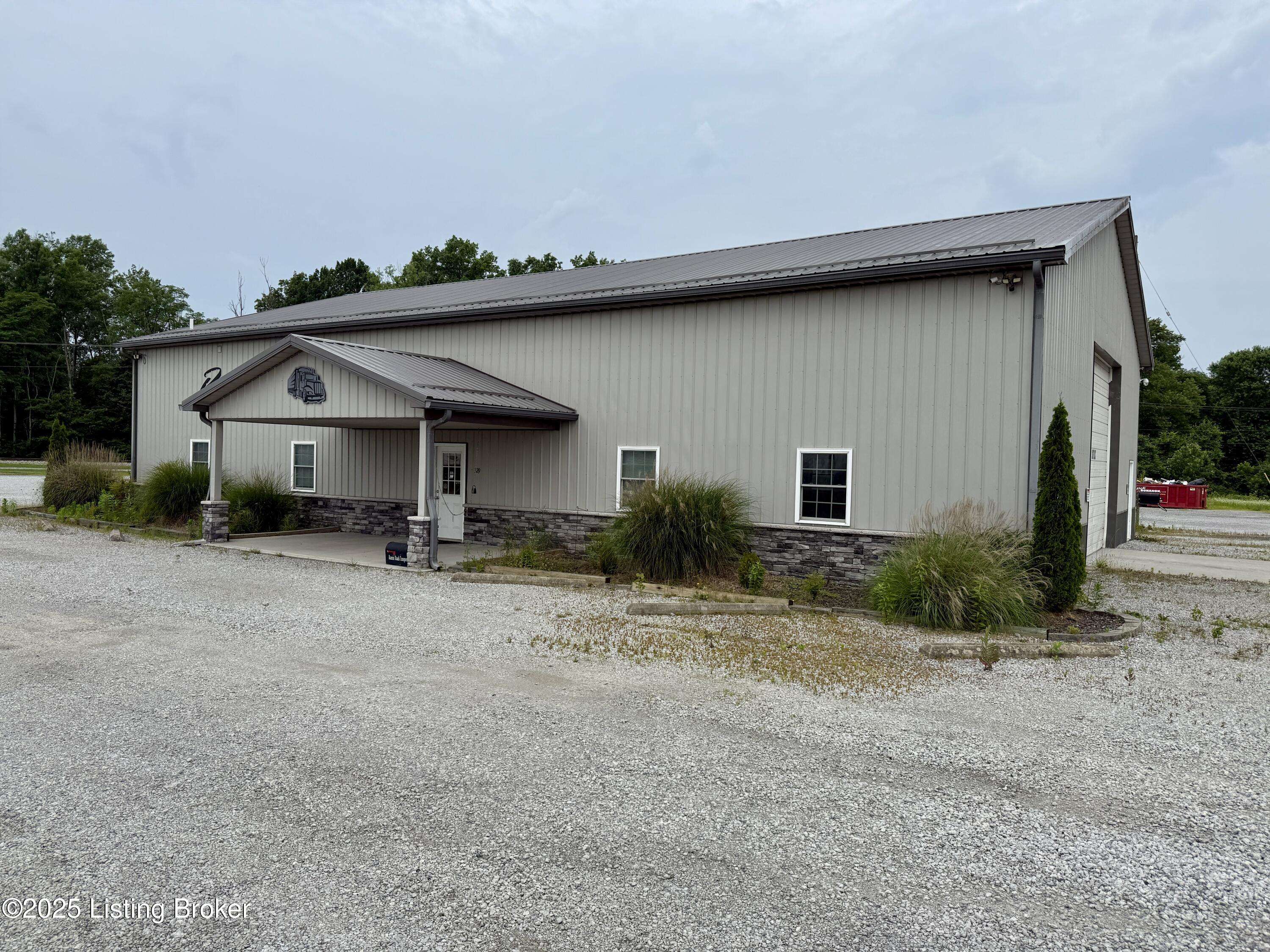 Carrollton, KY 41008,329 Jay Louden Rd
