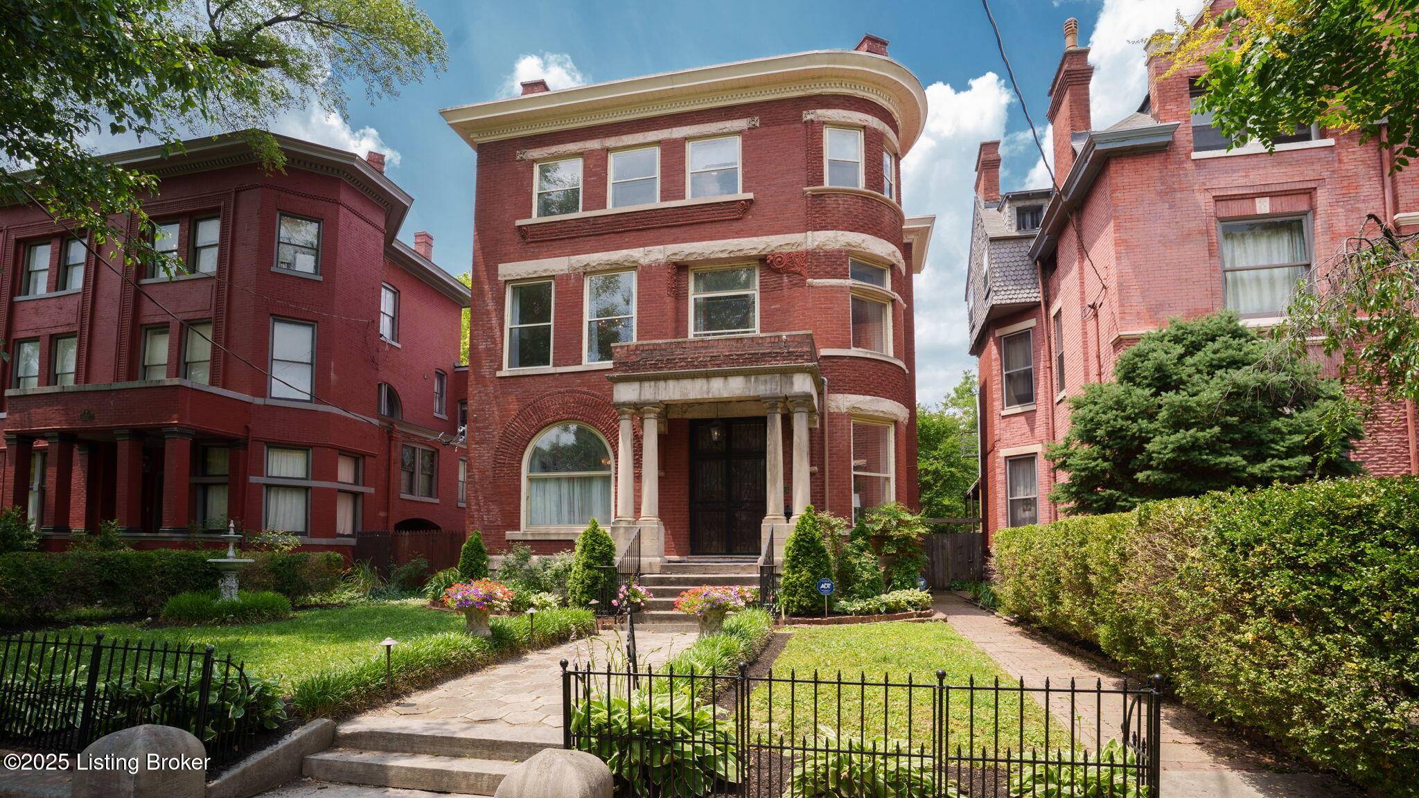 Louisville, KY 40203,1212 S 2nd St