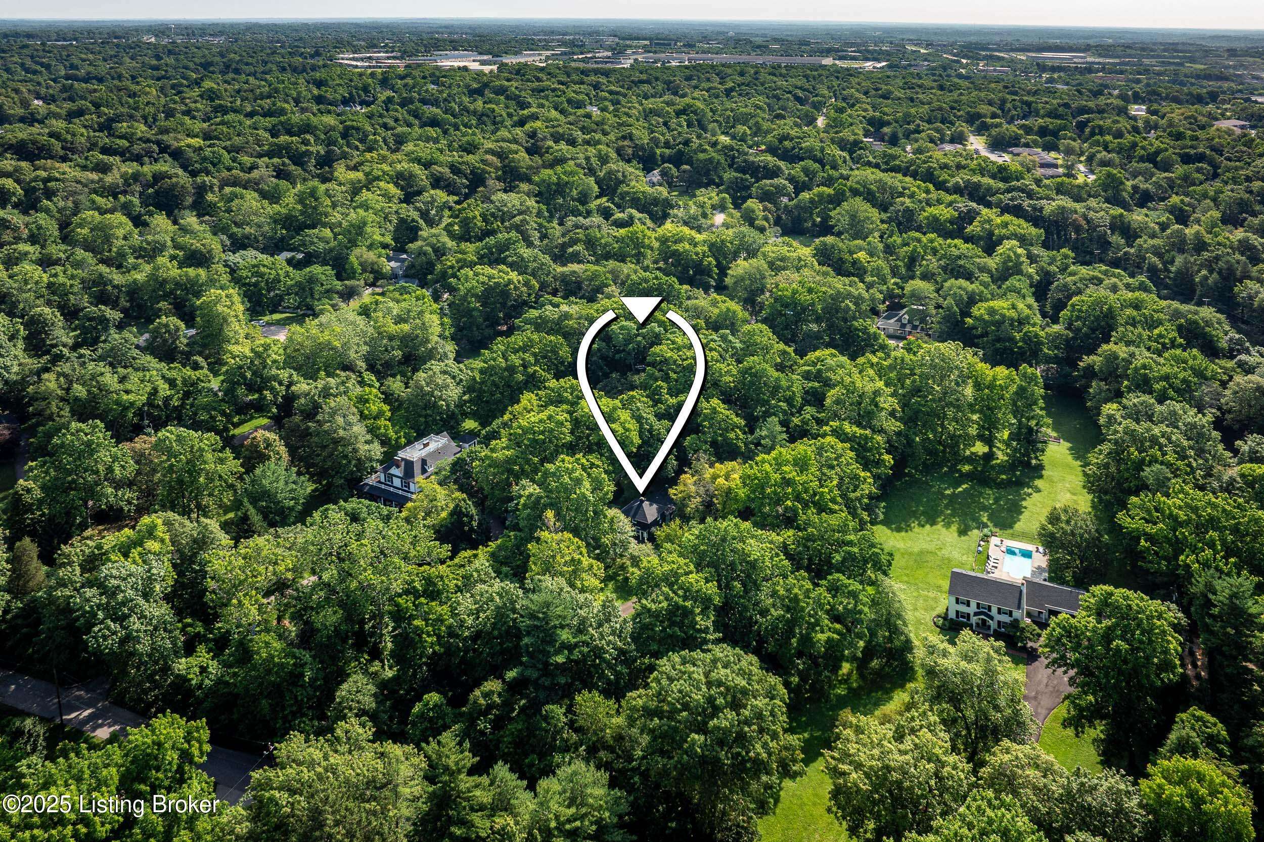 Anchorage, KY 40223,1307 Glenbrook Rd