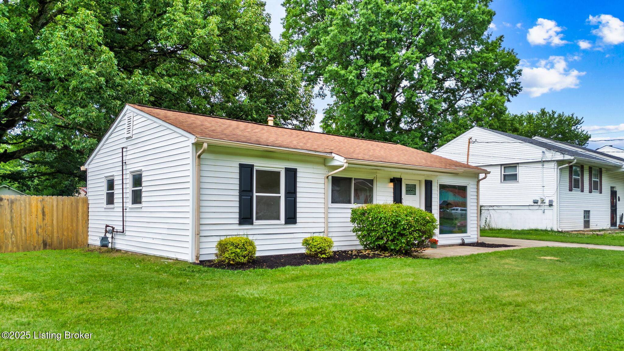 Louisville, KY 40218,5007 Red Fern Rd