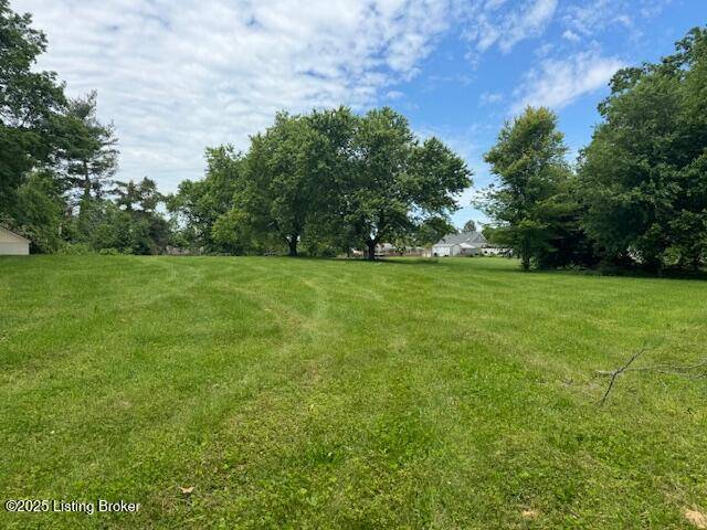 Louisville, KY 40272,6215 Willismore Dr