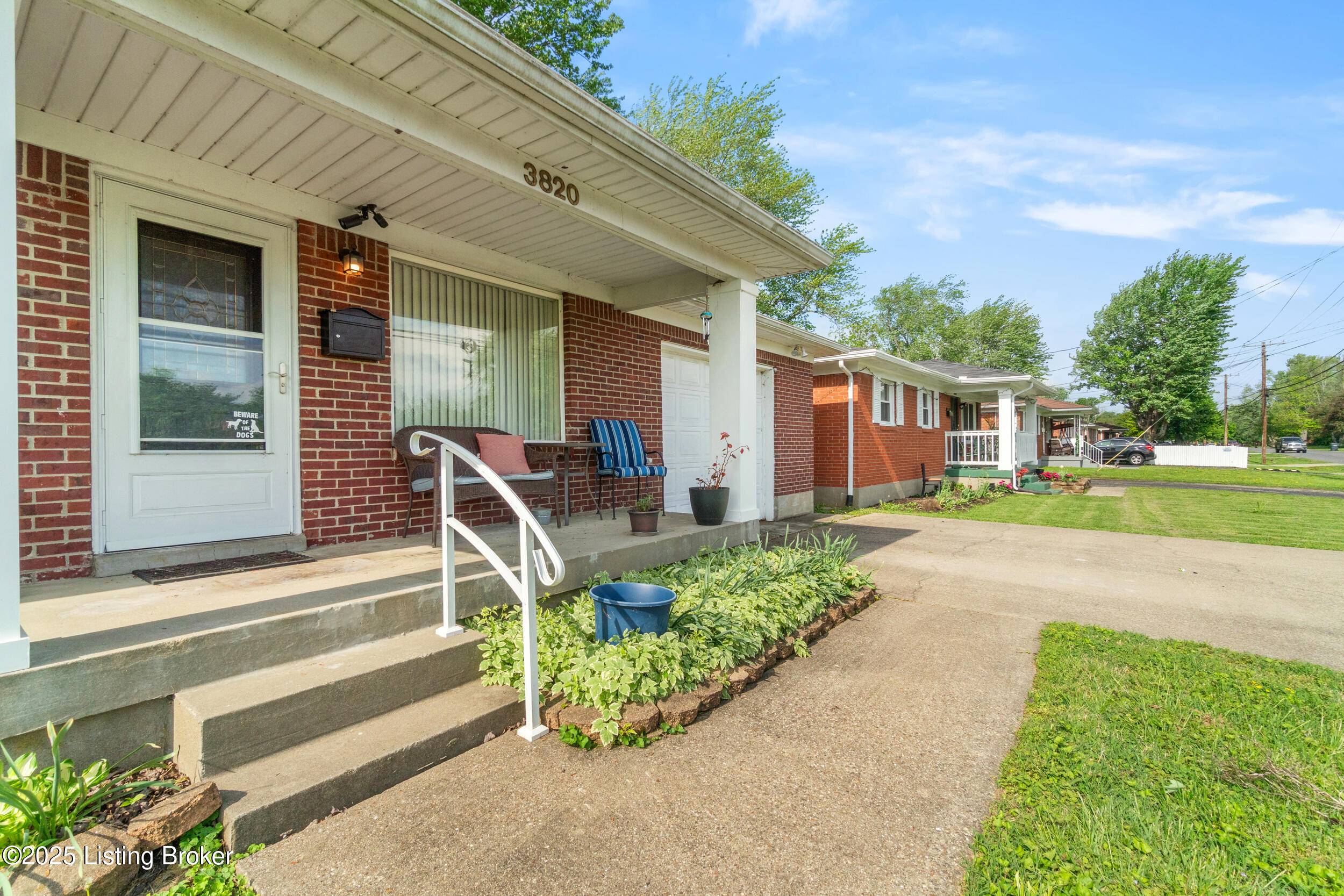 Louisville, KY 40219,3820 Foreman Ln