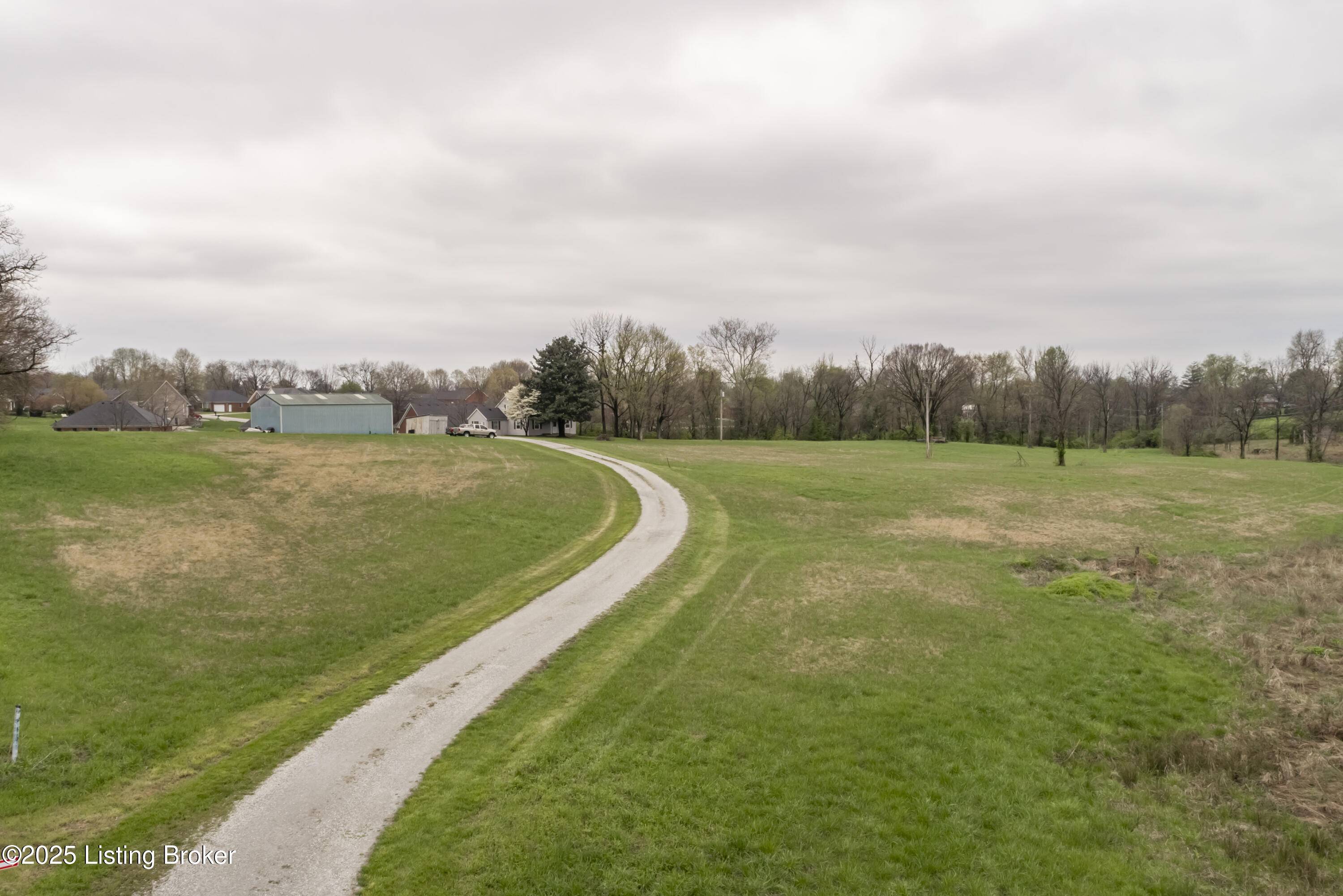Bardstown, KY 40004,1107 N 3rd St