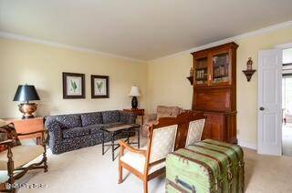 Louisville, KY 40299,13986 Poplar Ln