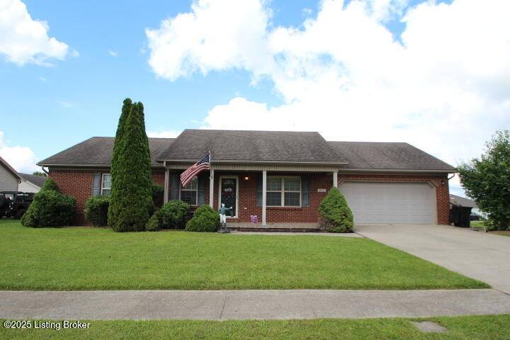 Lawrenceburg, KY 40342,4005 Paddock LOOP