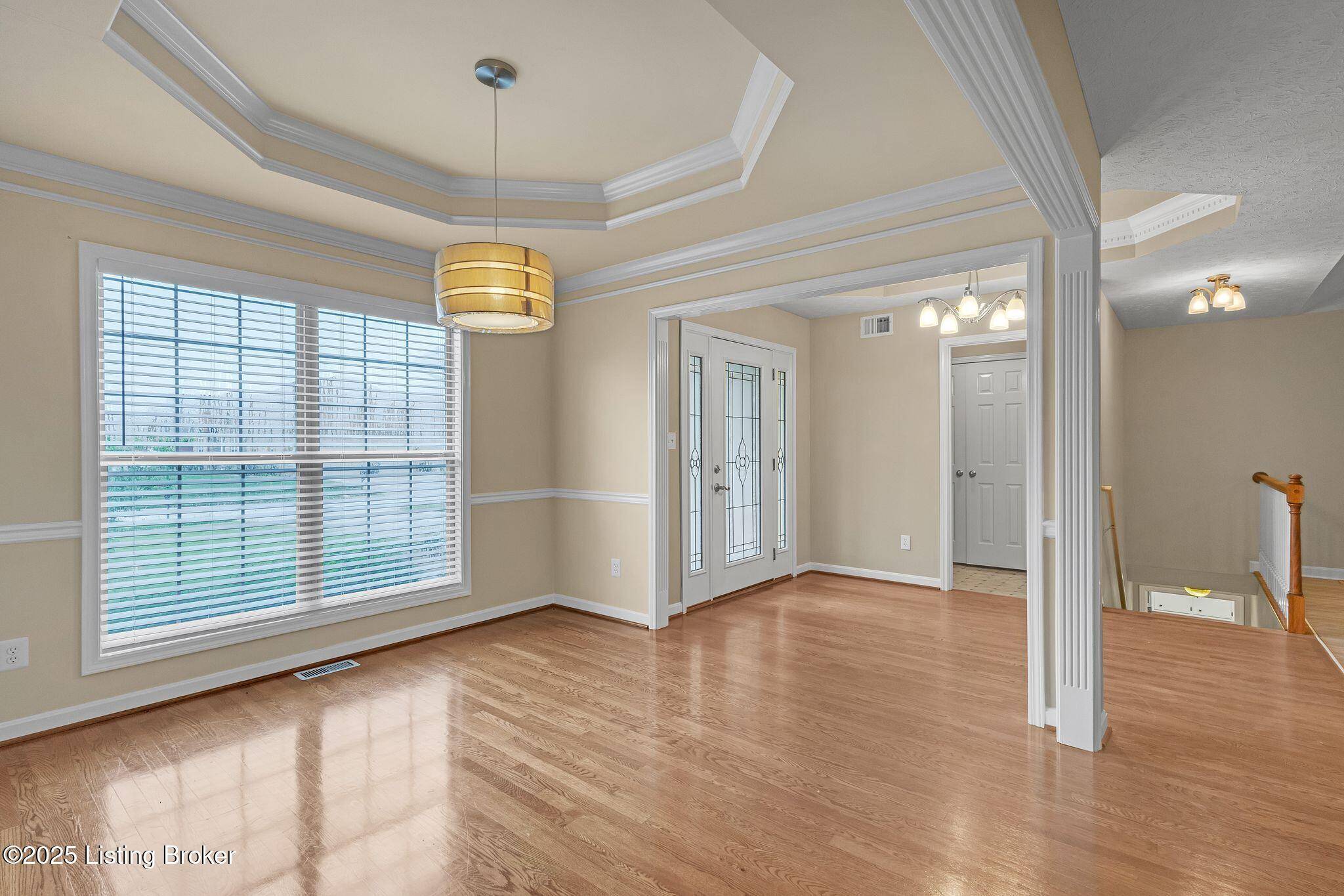Louisville, KY 40258,8311 Grandel Forest WAY