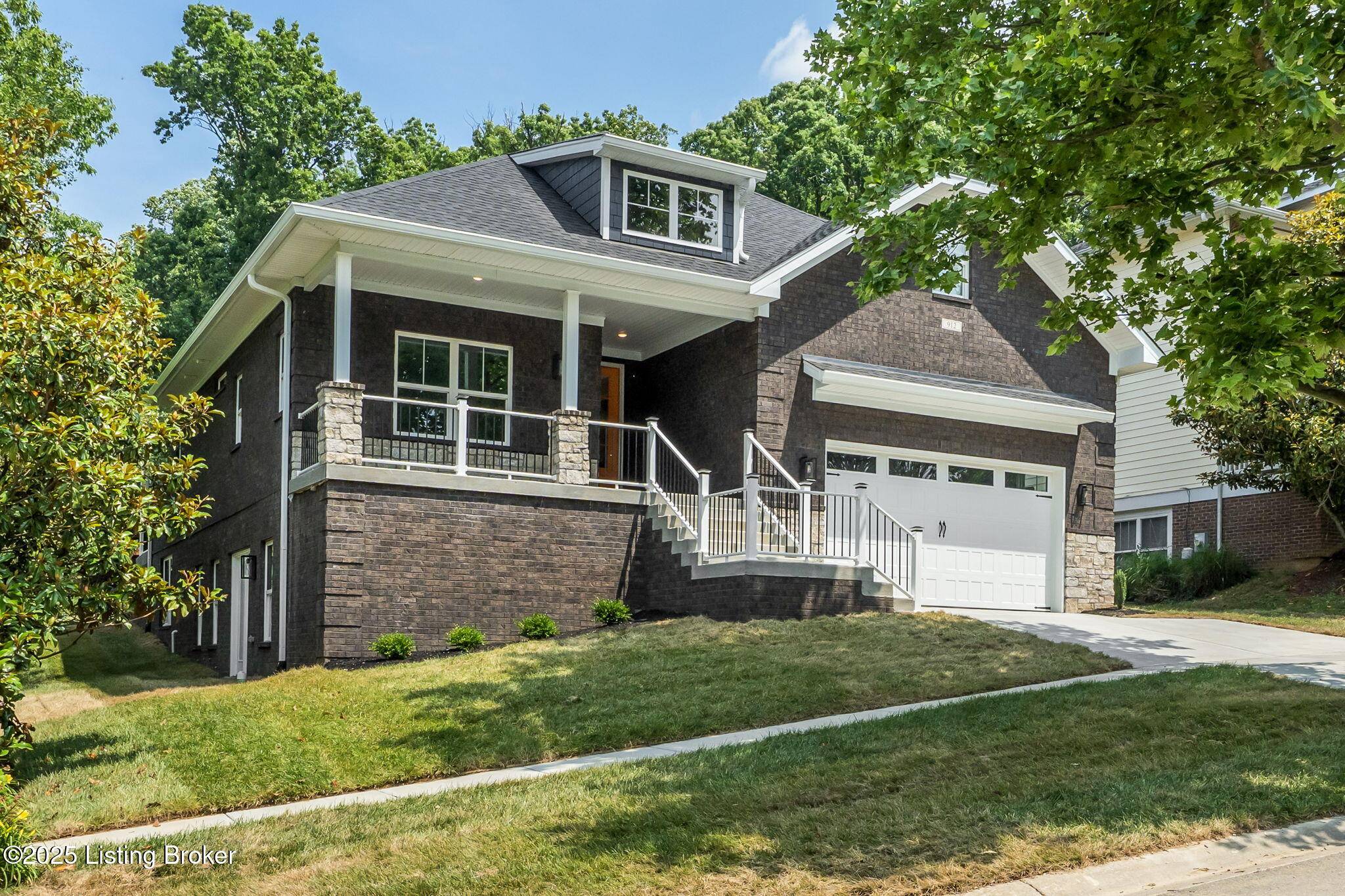 La Grange, KY 40031,912 Artisan Pkwy