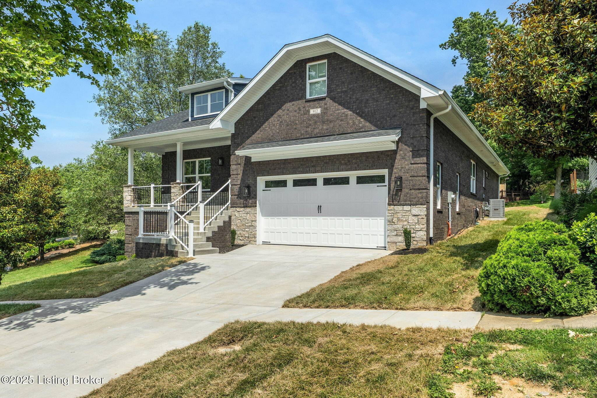 La Grange, KY 40031,912 Artisan Pkwy