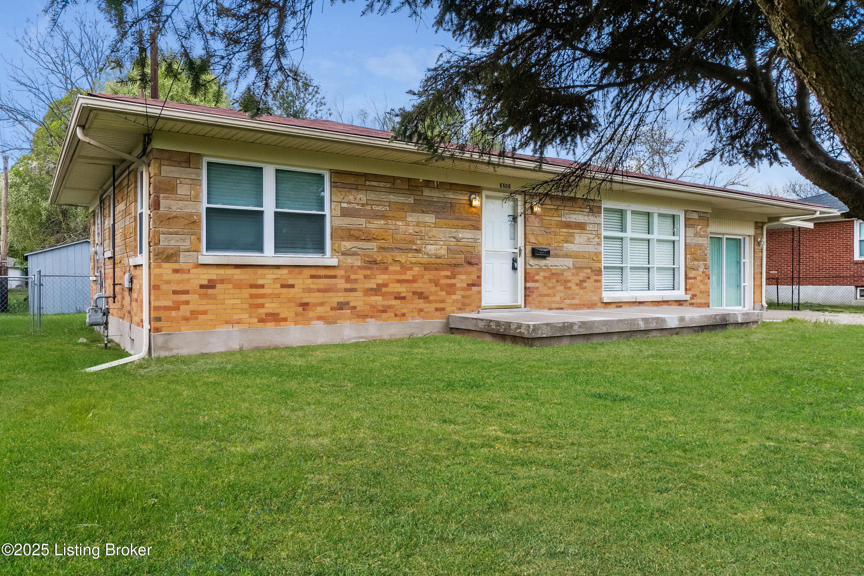 Louisville, KY 40258,5505 W Pages Ln