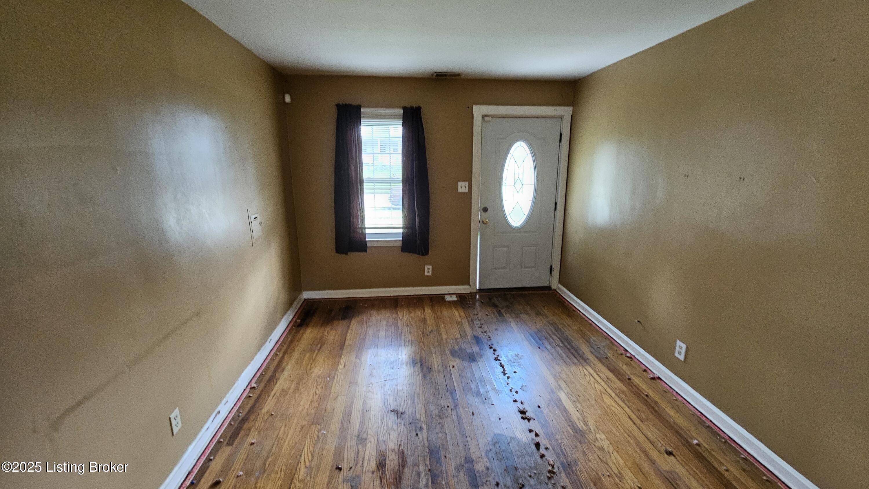 Louisville, KY 40215,929 Beecher St
