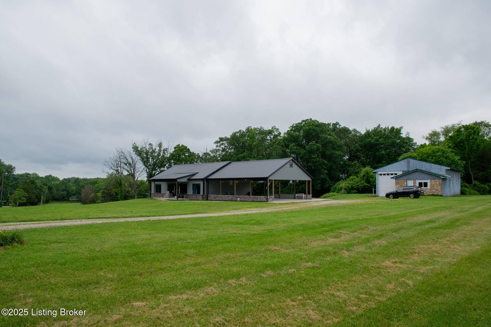 Louisville, KY 40228,9115 Independence School Rd